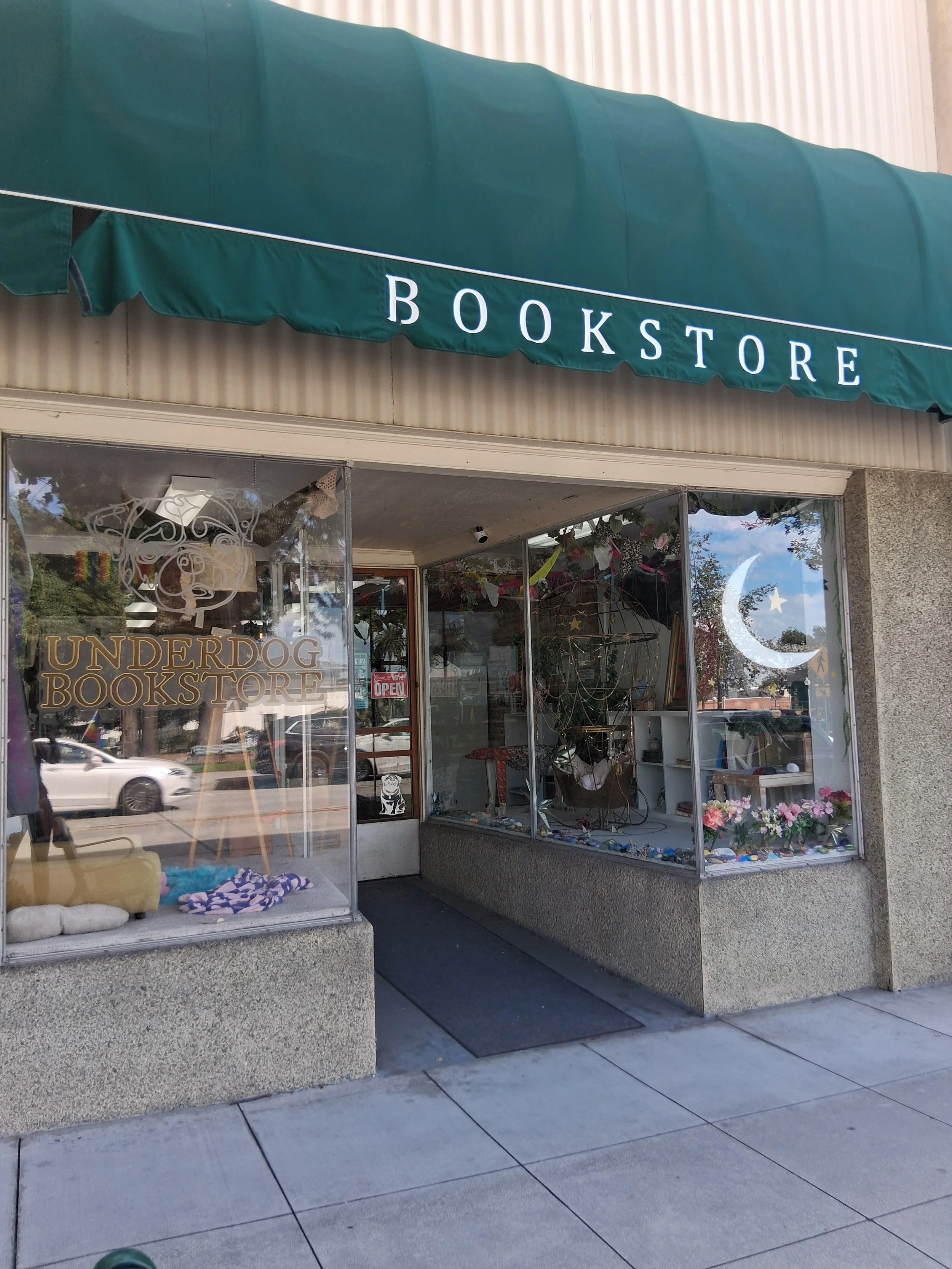 A picture of the front of underdog bookstore