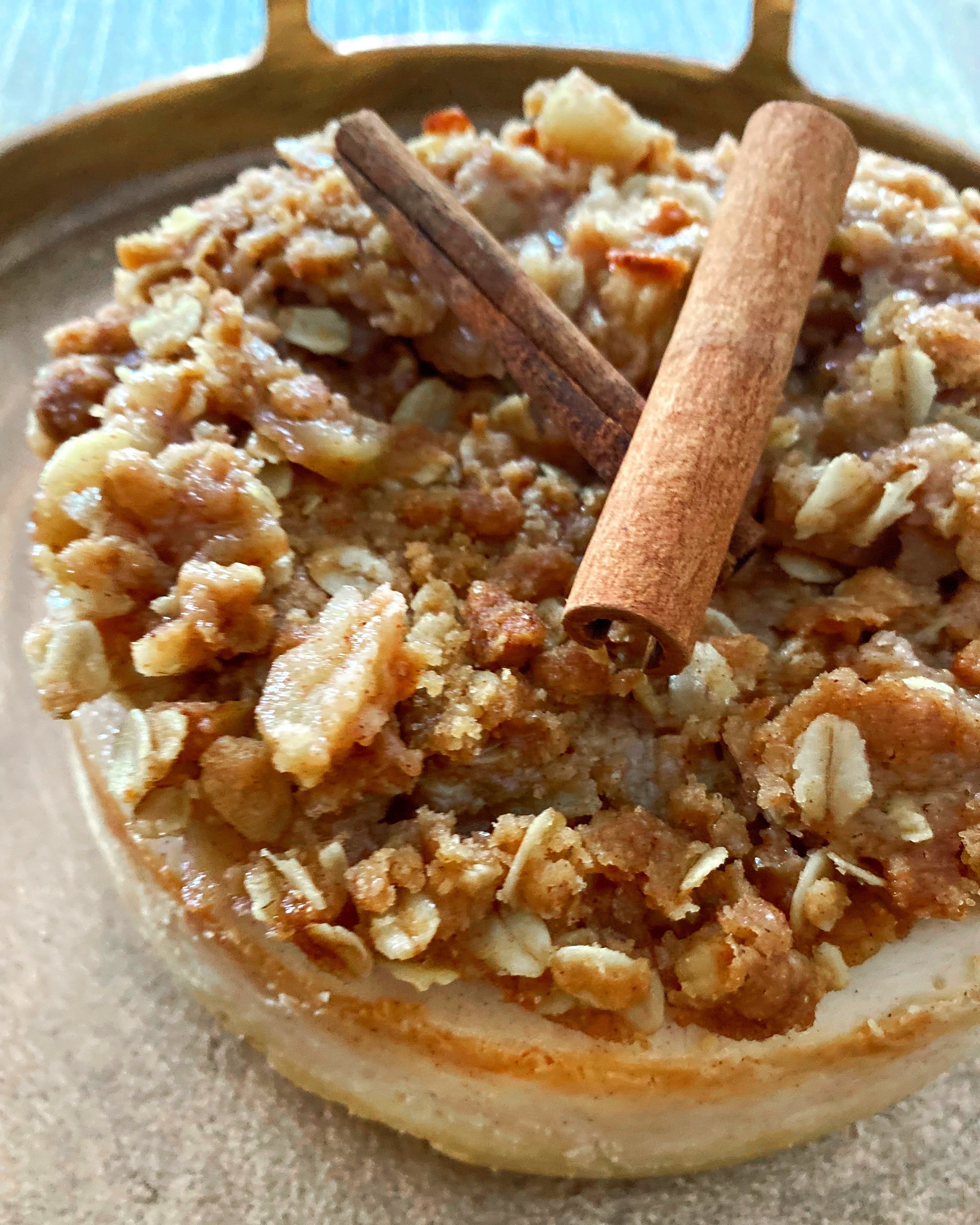 CinnamonAppleCrisp2.jpg