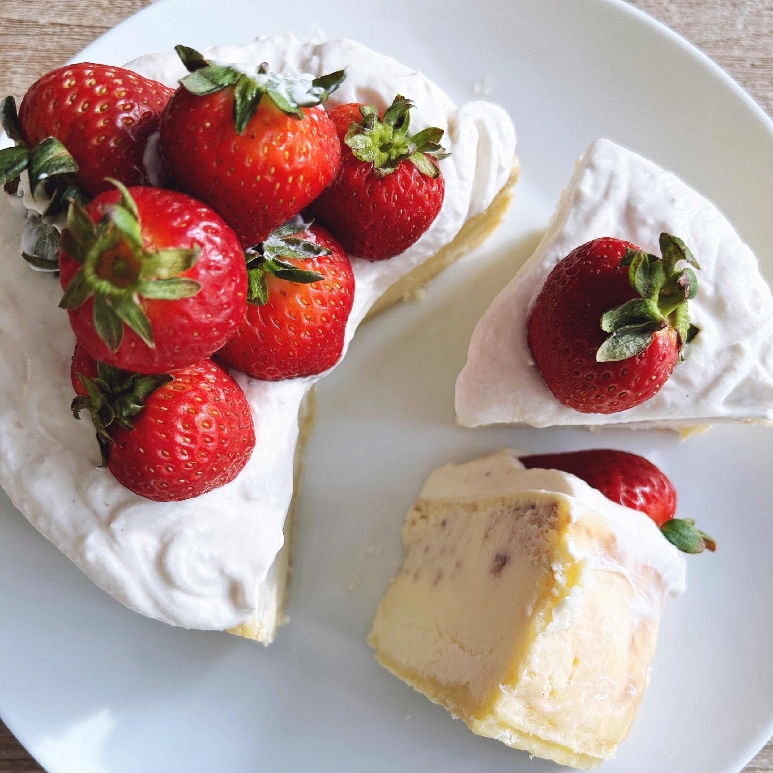 Strawberry Shortcake Cheesecake