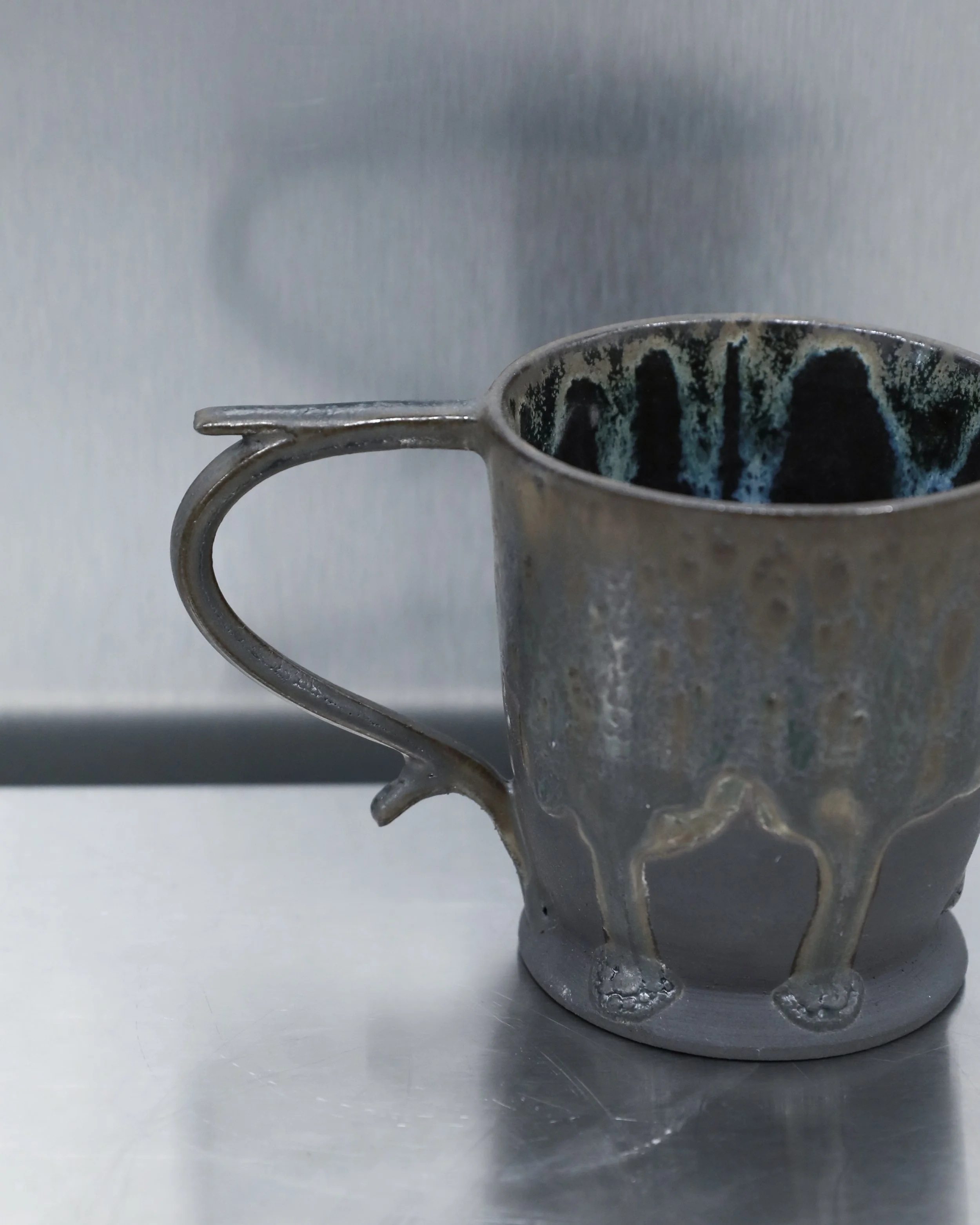 artifact-mug-ceramic-black-crystal.jpg