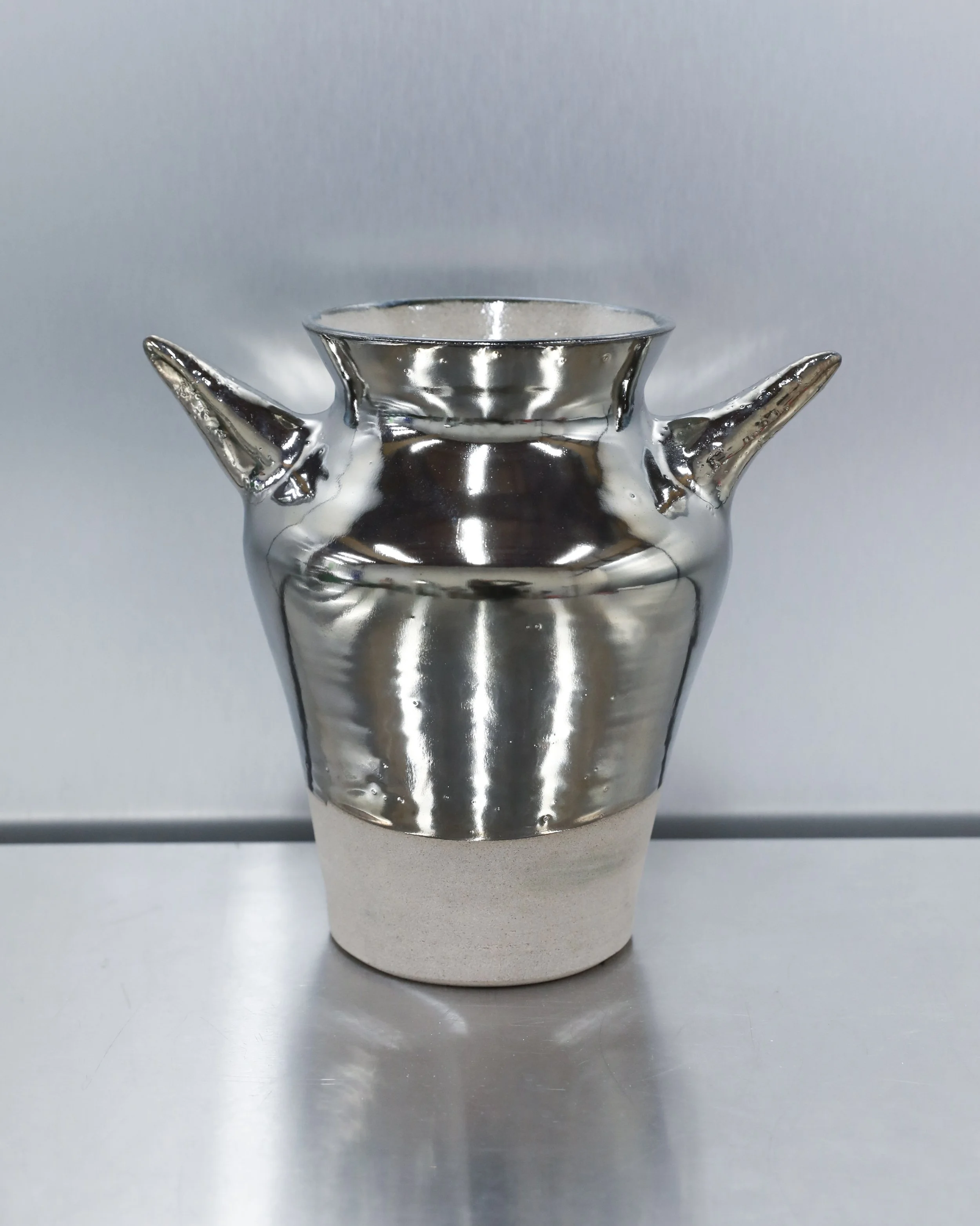 Armour Vase - Metallic