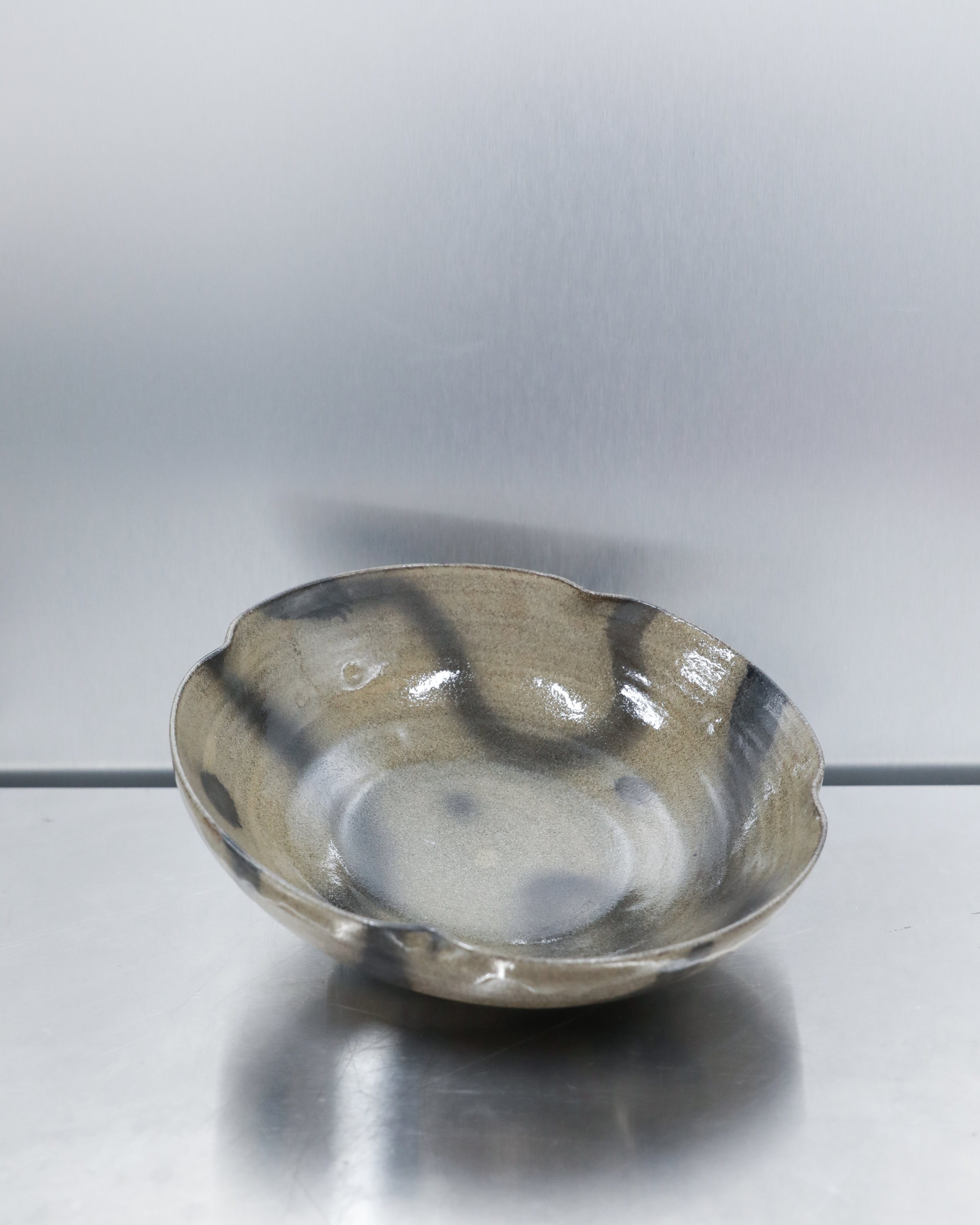 air-bowl-large-black-air-ceramicjpg.jpg