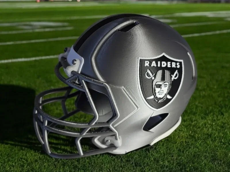 Las Vegas Raiders Helmet.jpg