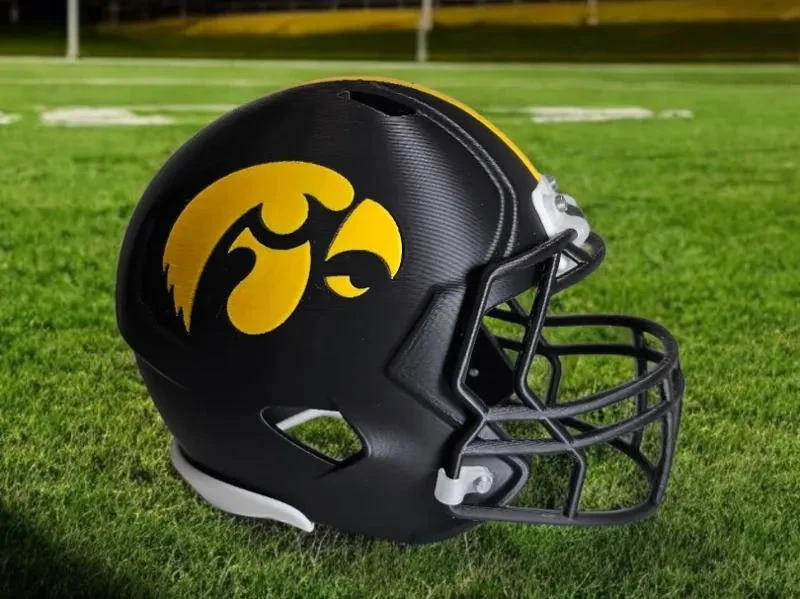 Iowa Hawkeyes Helmet.jpg