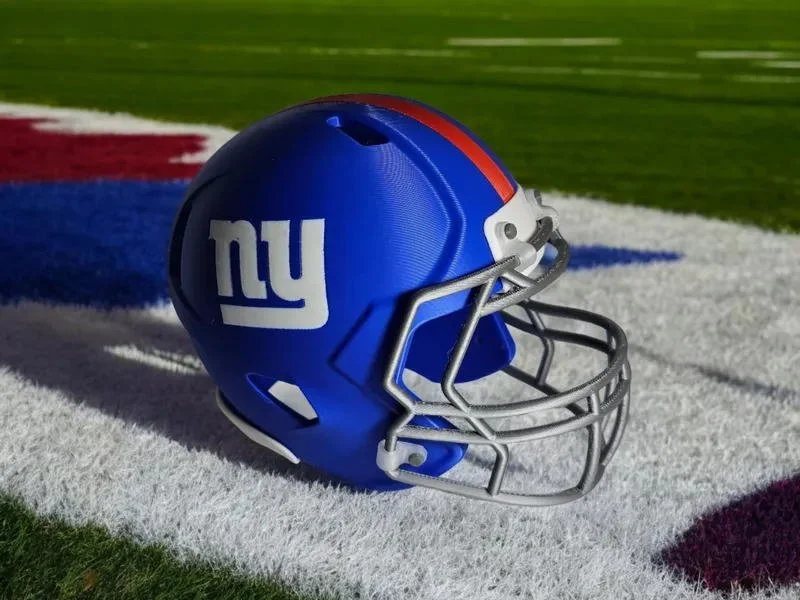 New York NY Giants Helmet.jpg