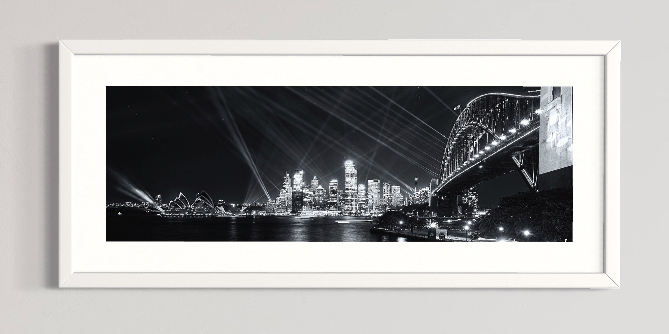 SEMD457 - White Frame - Mock-up.jpg