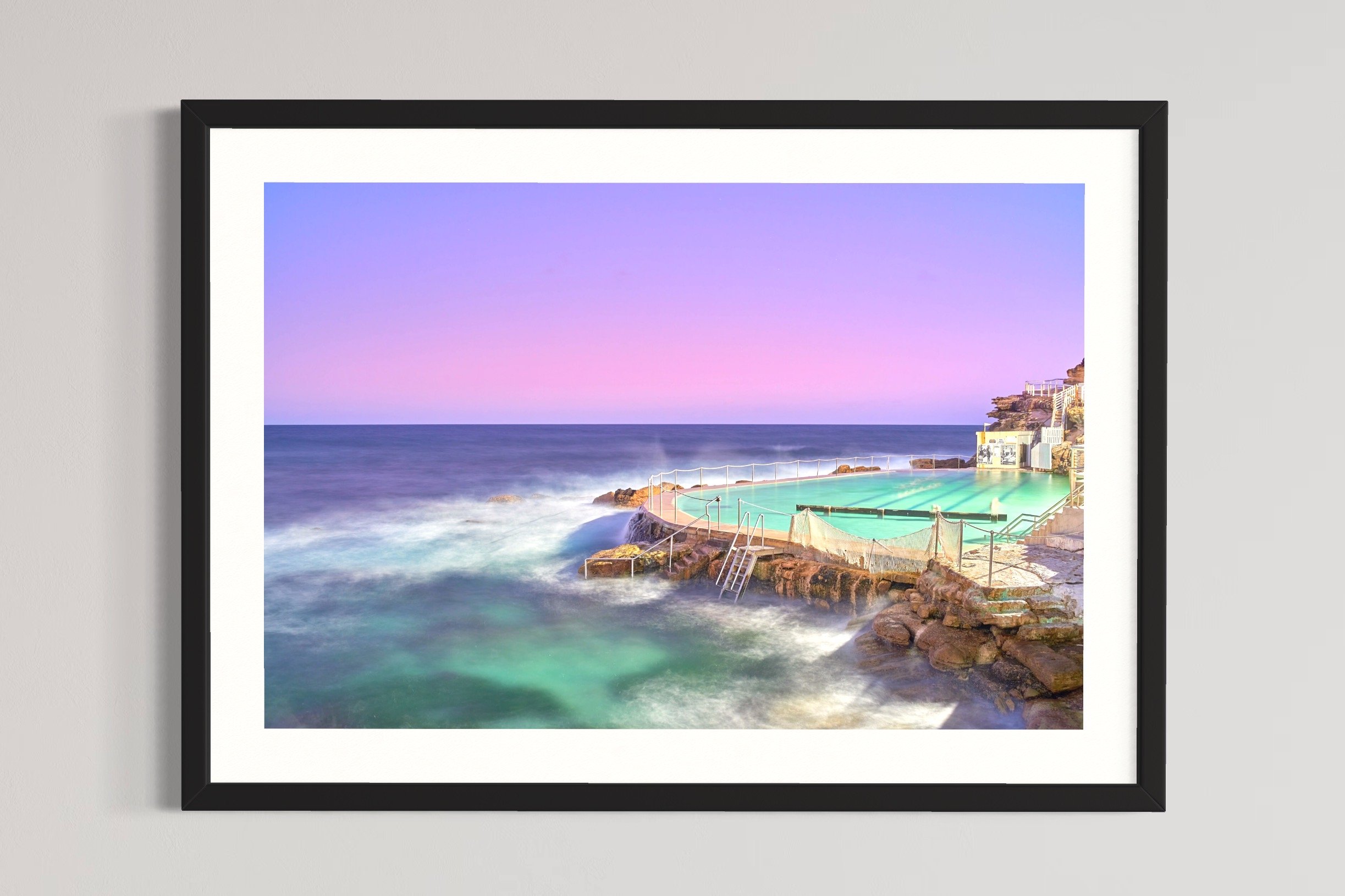 SEMD247 - Black Frame.jpg