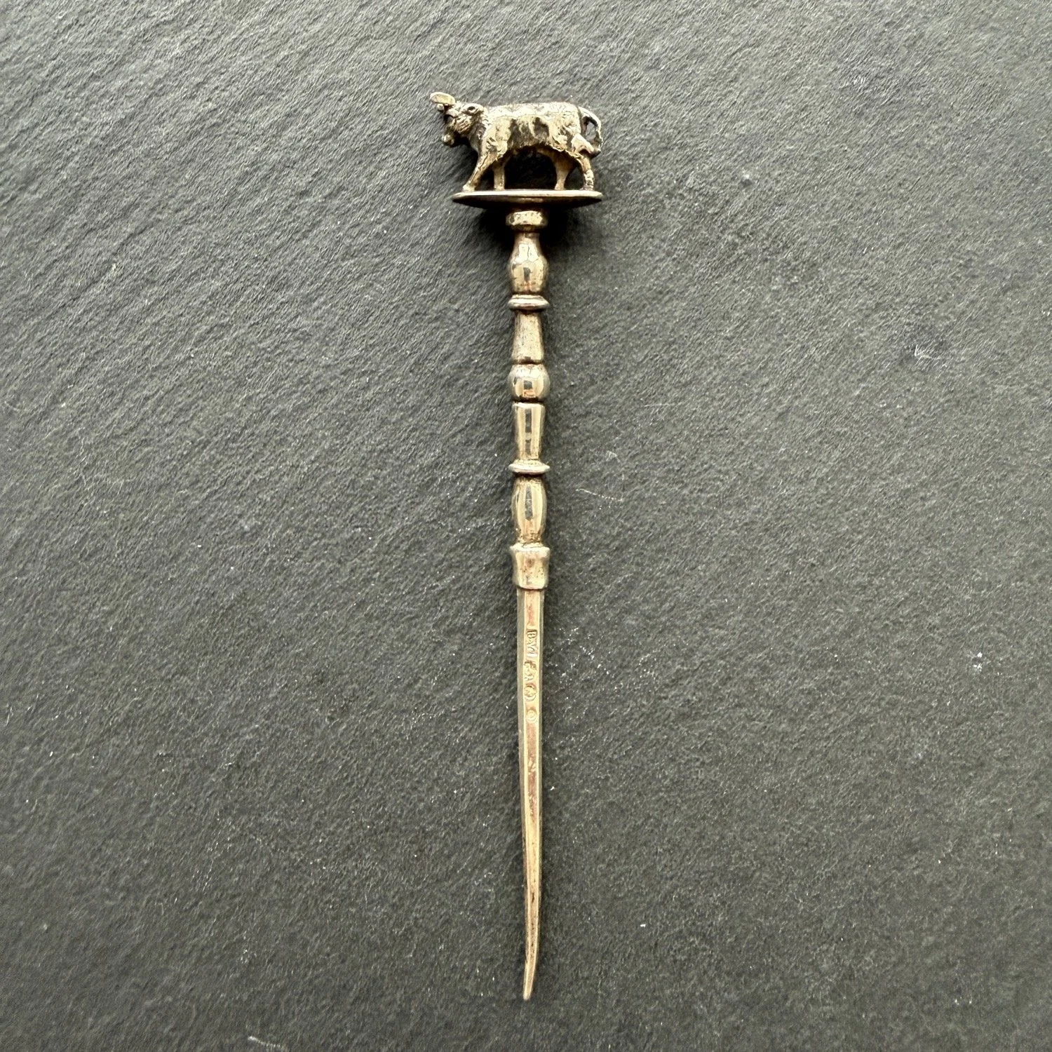 Pipe Pick - Bull Design