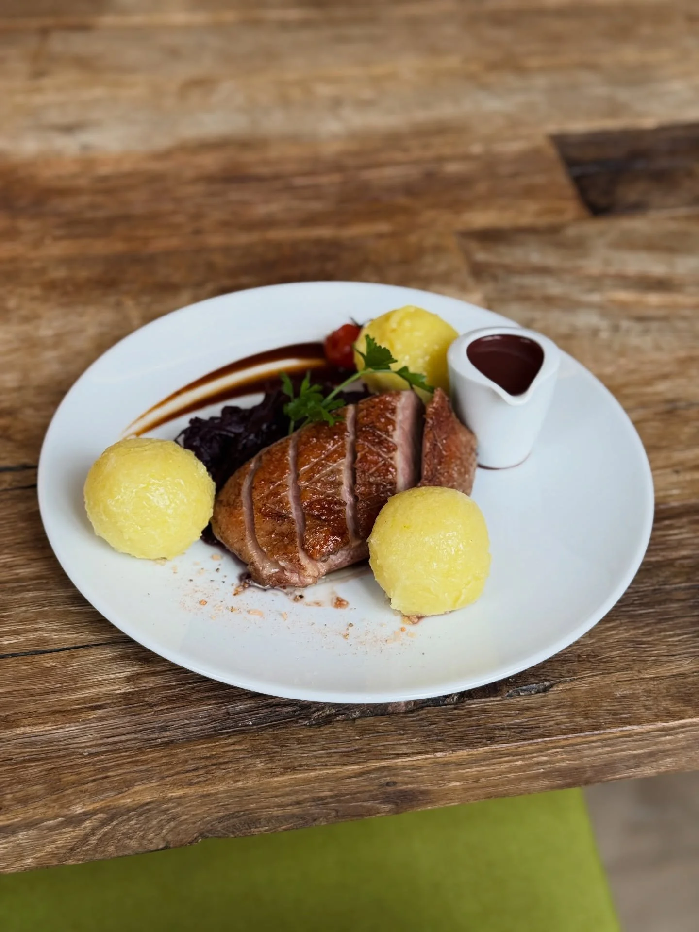 WINTER IM ATELIER F IST&hellip;
Lecker. Siehe Fotos.
Kommt vorbei ❤️

#atelierf #duckseason #hhfood