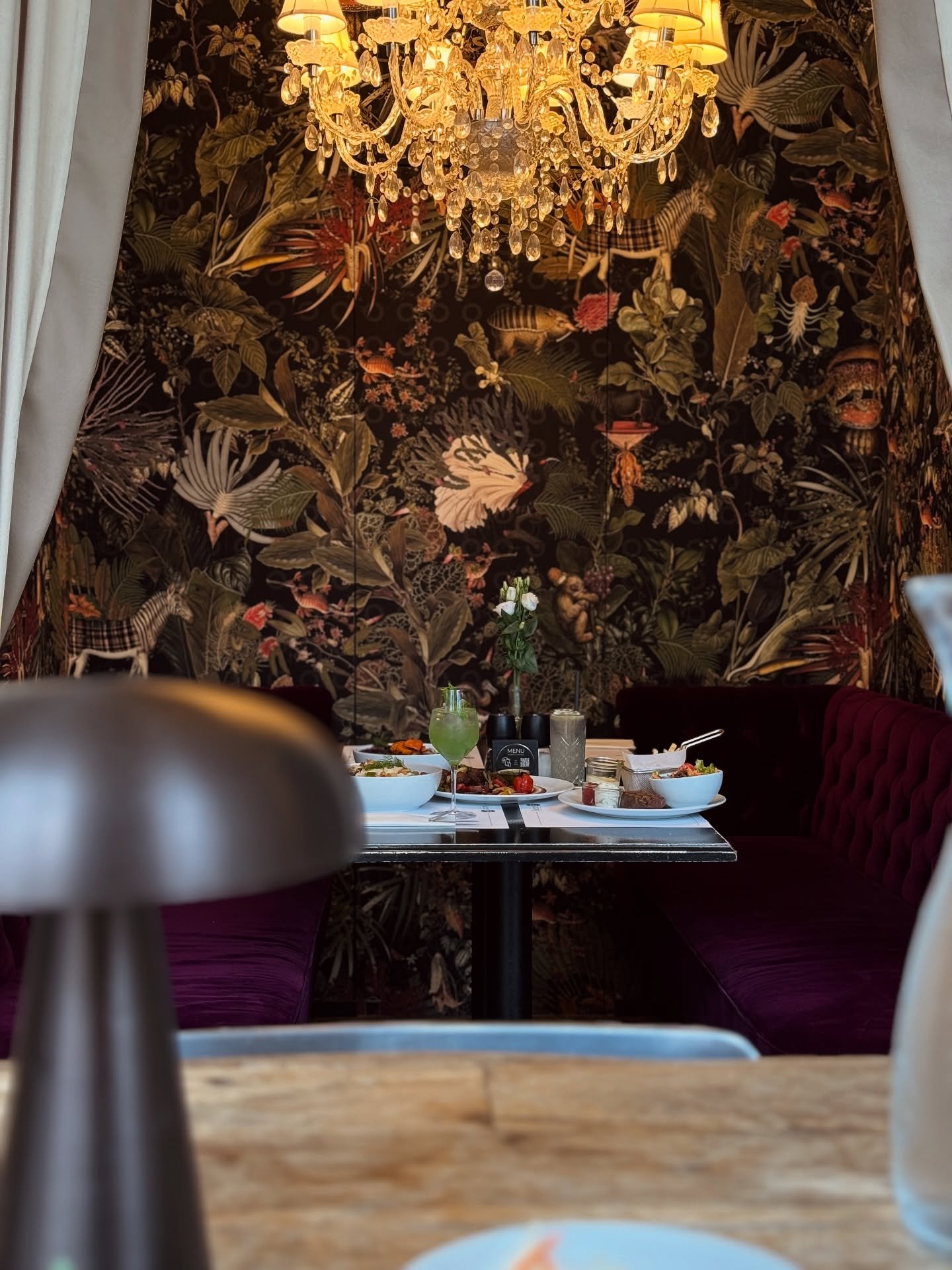 Beim Last Minute Geschenke kaufen noch schnell st&auml;rken?
Ab 12 Uhr bei uns ❤️

#atelierf #hhfood #hamburgfood