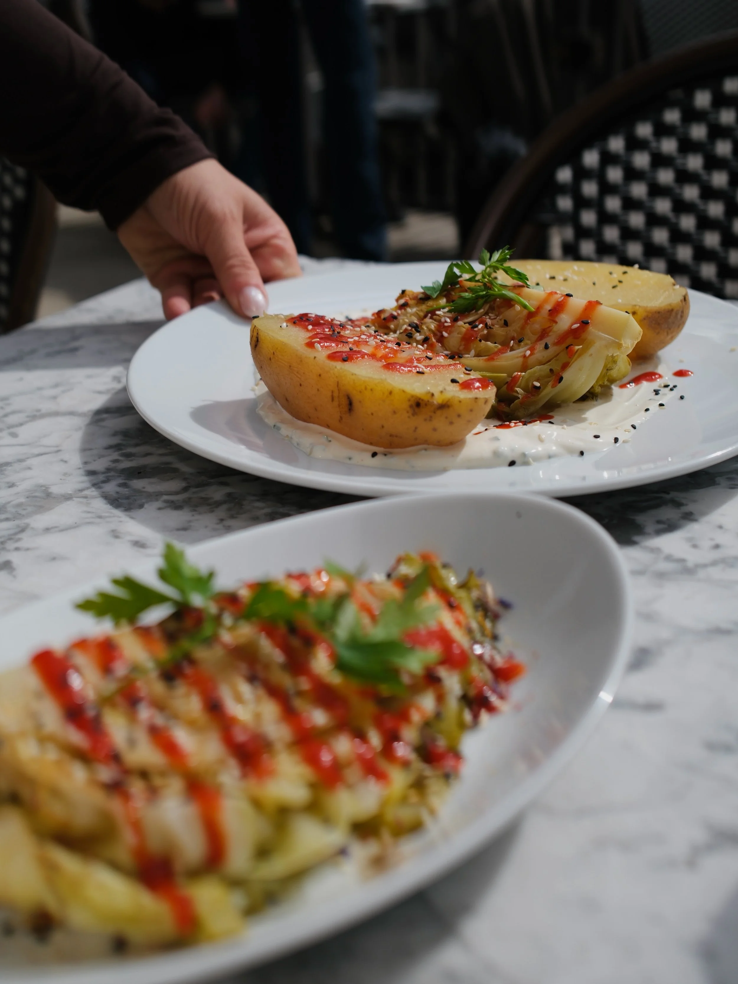 HISPI CABBAGE - jeder kennt ihn, jeder liebt ihn.
Und wer nicht so viel Hunger hat, kann ihn nun auch als kleine Vorspeise bestellen. Bon Appetit ✨🔥