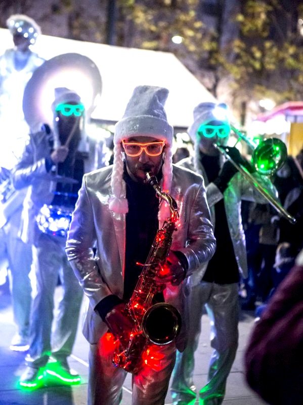 Fanfare lumineuse-.jpg