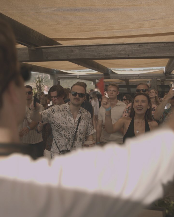 Still buzzing from this b2b with my bro @vonehren.music and this amazing event, thanks @kayo.events 🩵 

A big thank you also to all the artists who made this day so special @johnwoodsmusic @thejohngemiini @nassa_nascimento @dj_poppy @onest.wav @alve