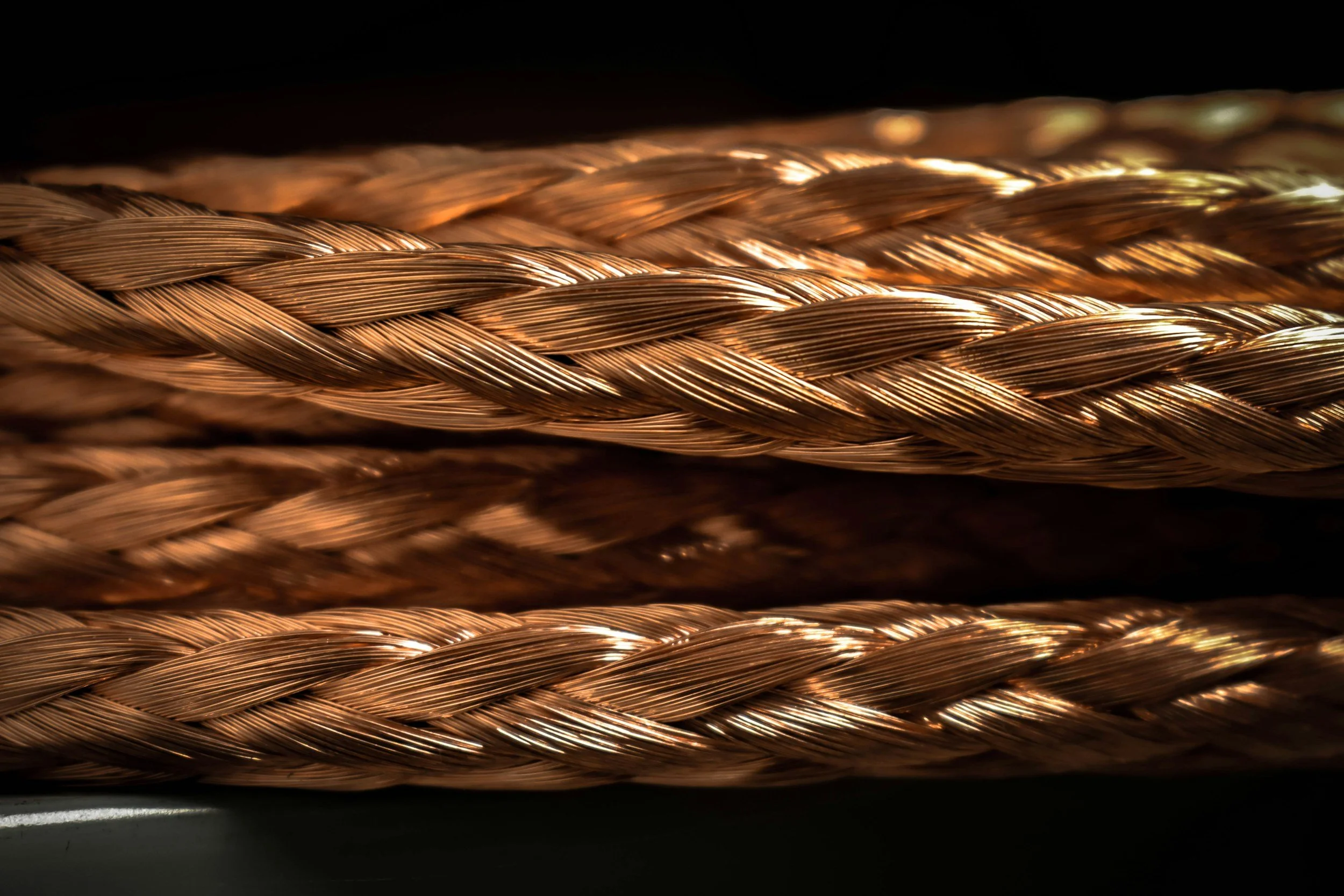 Is Copper a Buy? Record $11,952 High &amp; AI Demand Analyzed