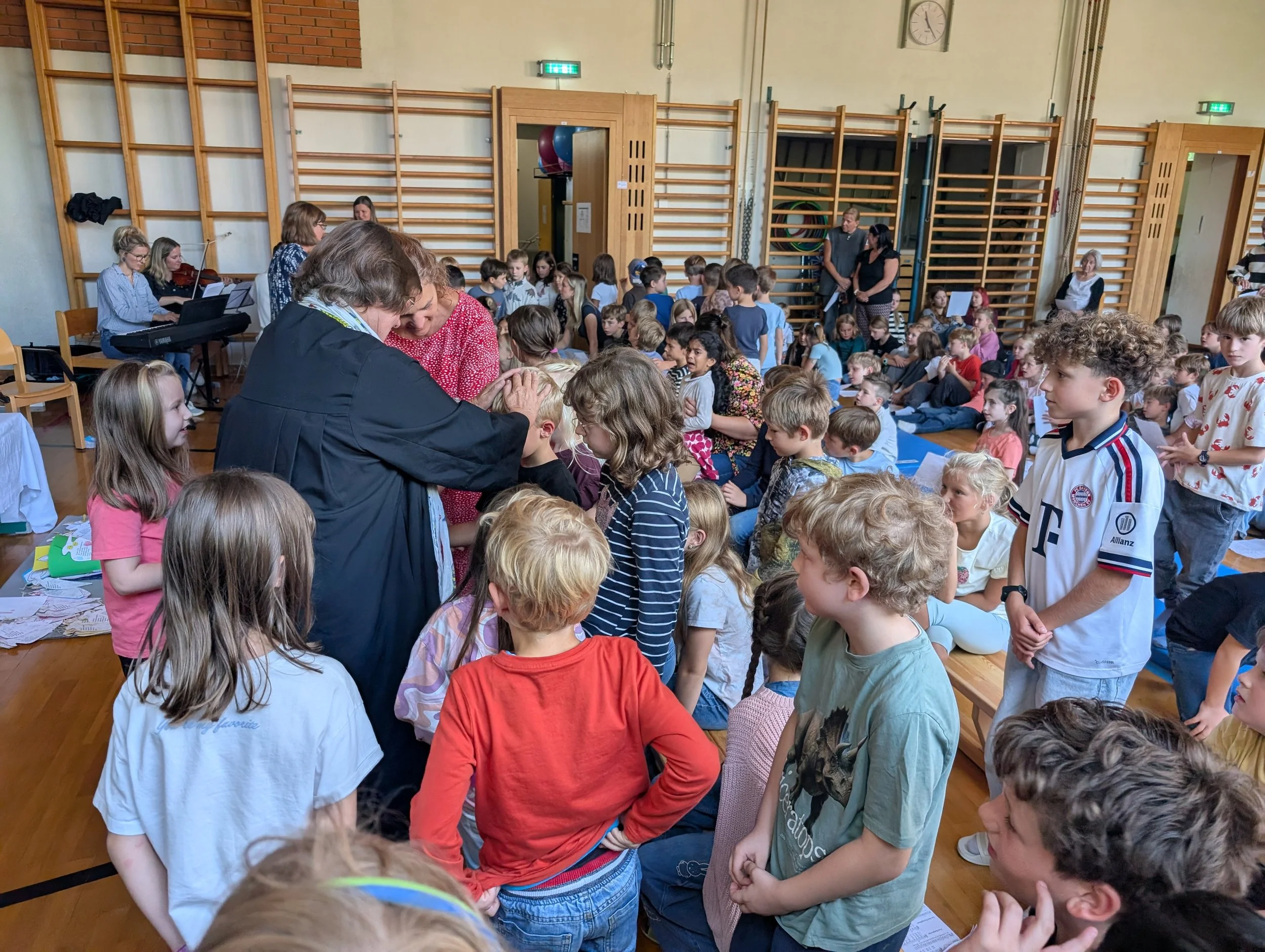 Schulanfangsgottesdienst (27).jpg