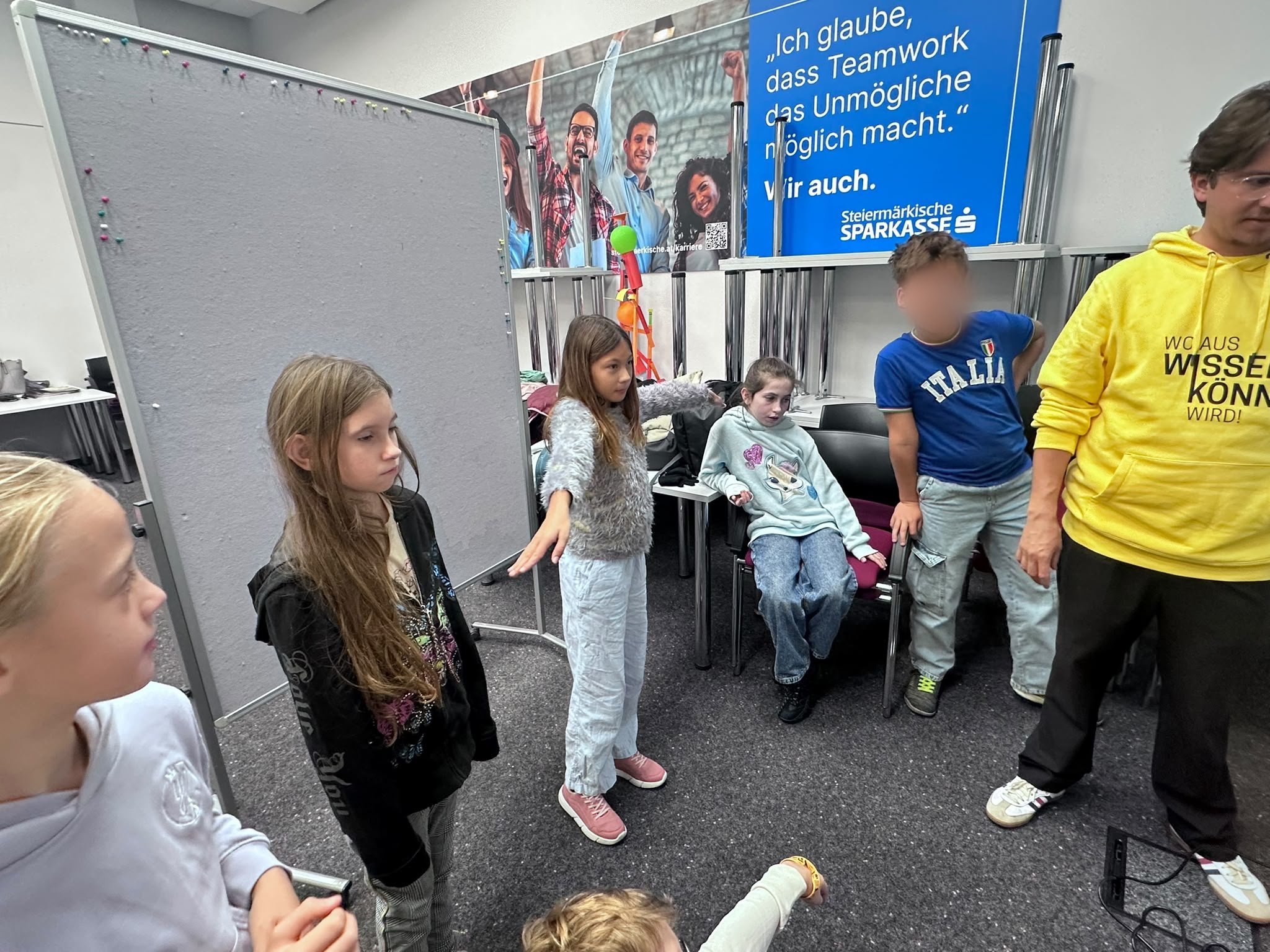4. Klassen: Besuch der FH Campus 2