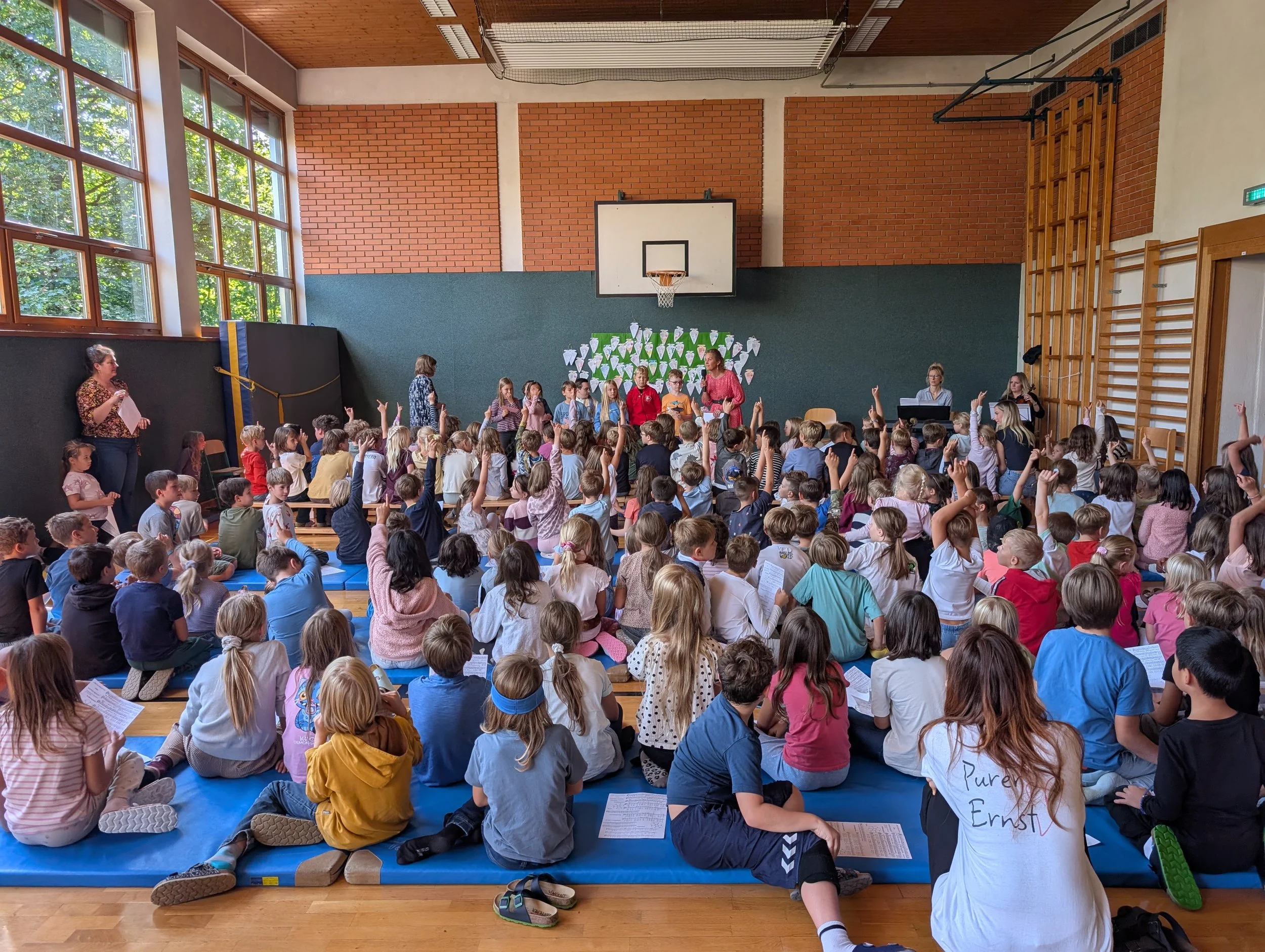 Schulanfangsgottesdienst (10).jpg