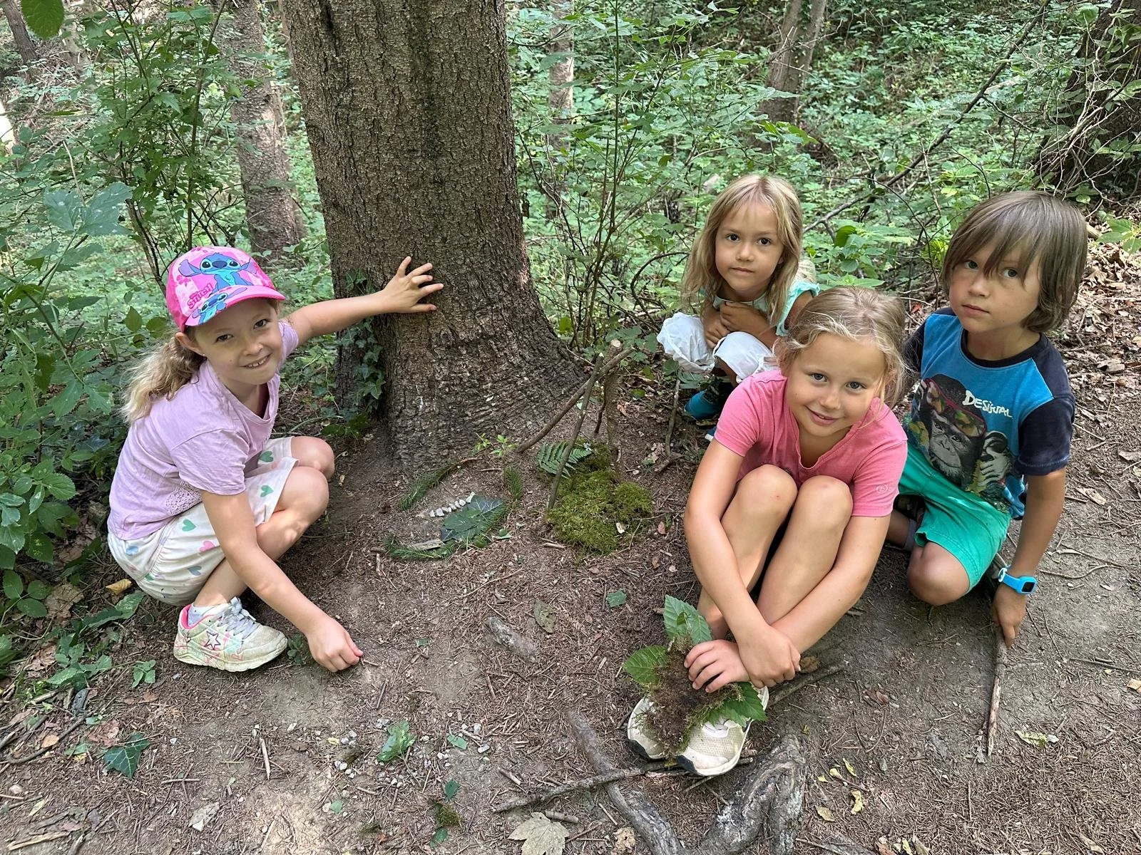 Wichtelhäuser im Wald mit 1b und 2b