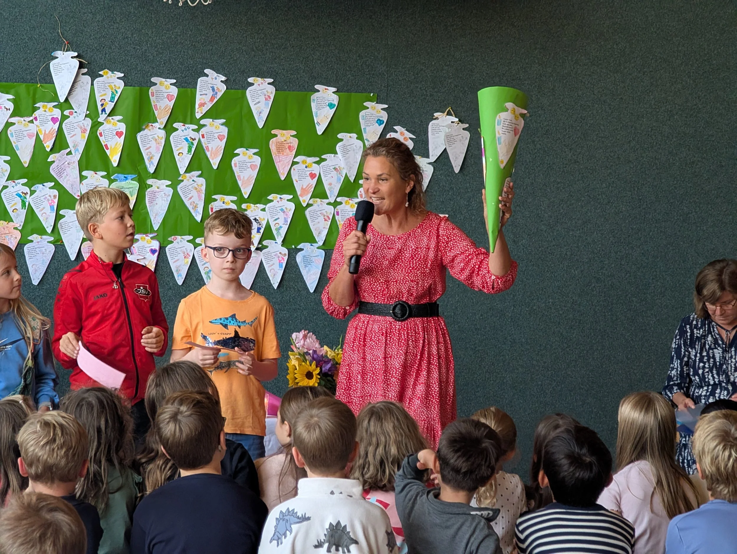 Schulanfangsgottesdienst (12).jpg