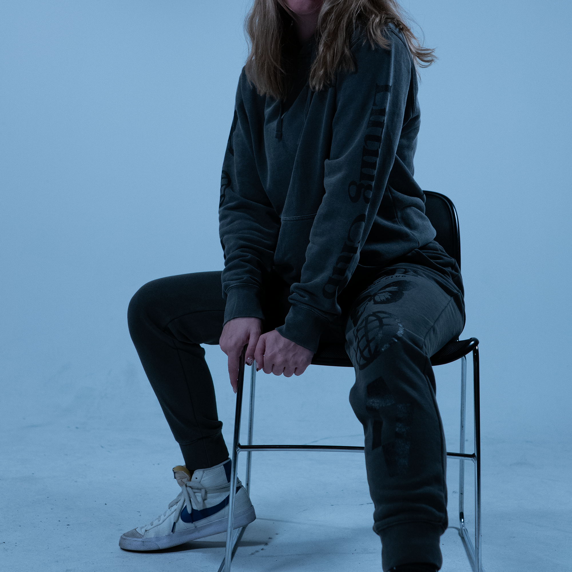 Eternal_Joggers_Model.png