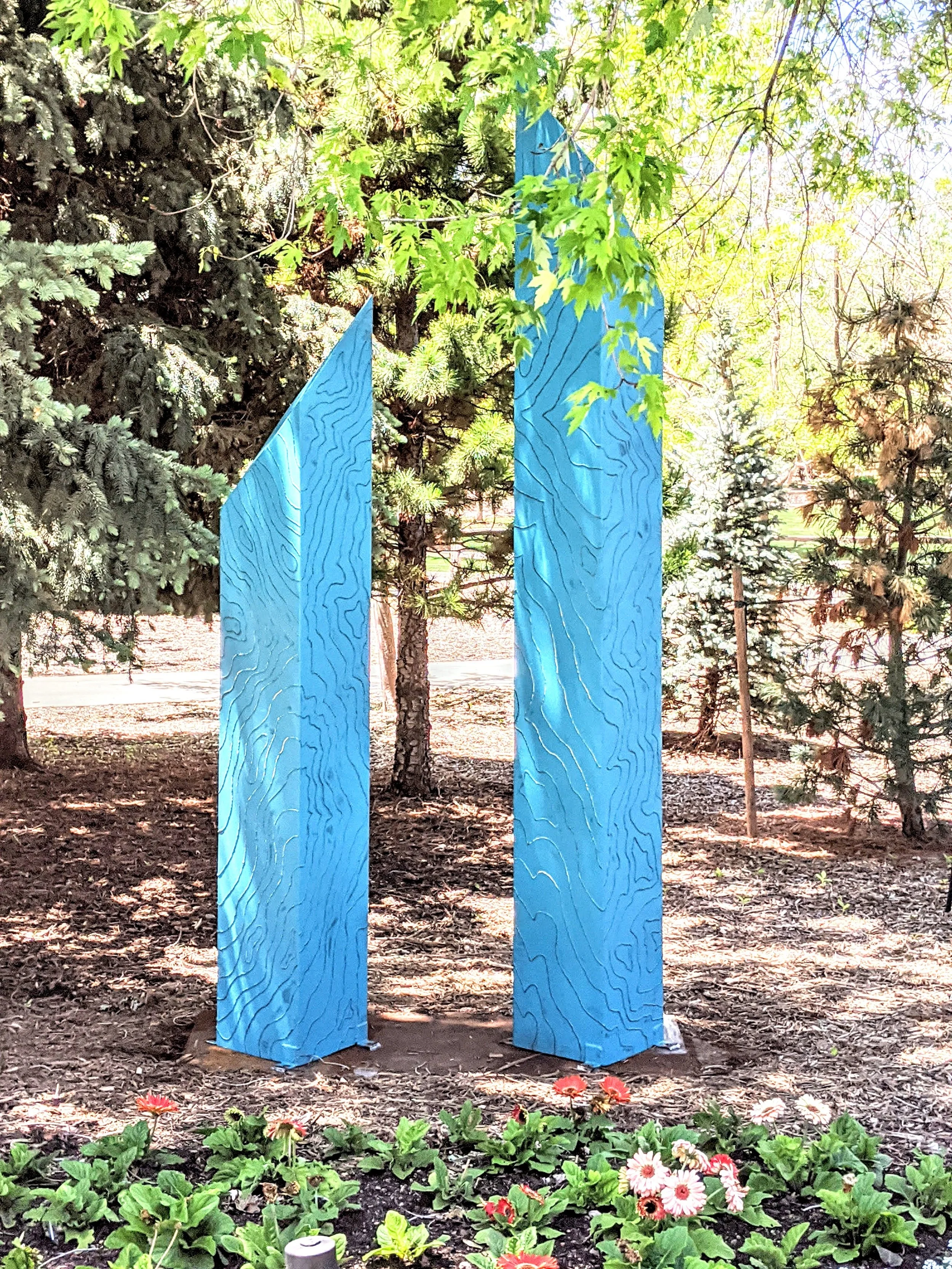 TRAIL 413 - MILD STEEL, PAINTED SURFACE 8'X4'X4'