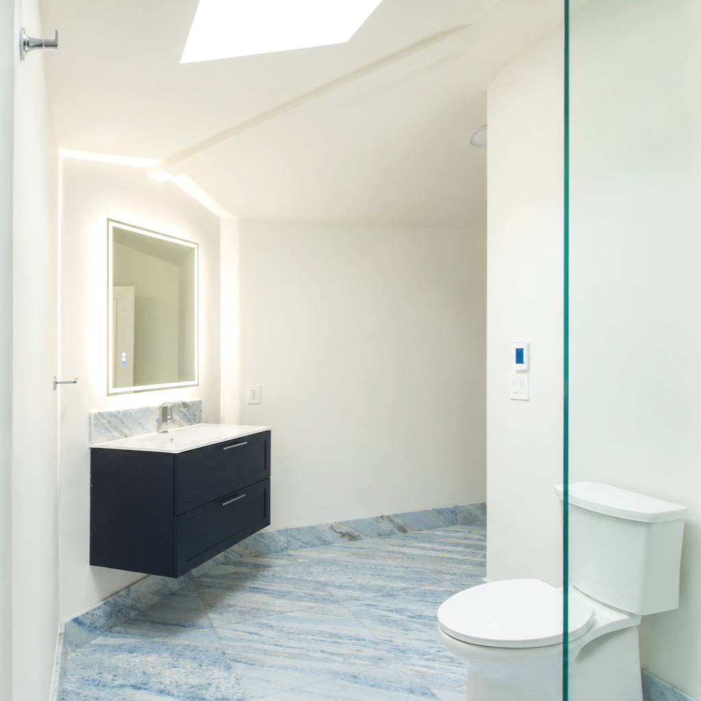 blue+bath+%E2%80%94%E2%80%944png.png