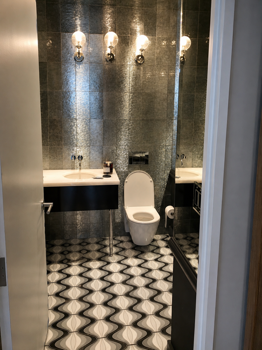 bathroom black.png