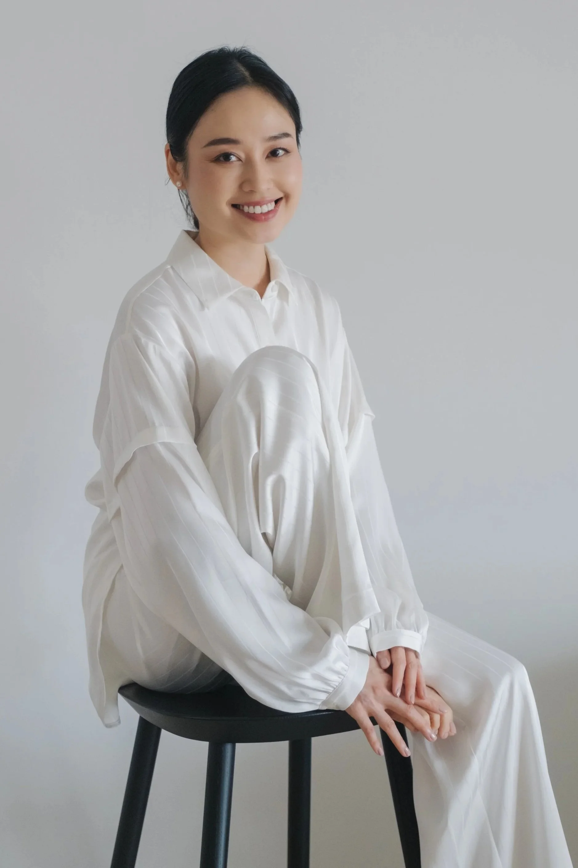 Restore Intuition and Sound Universe Hong Kong Crystal Tones Alchemy Crystal Singing Bowls with Sheryl Lee