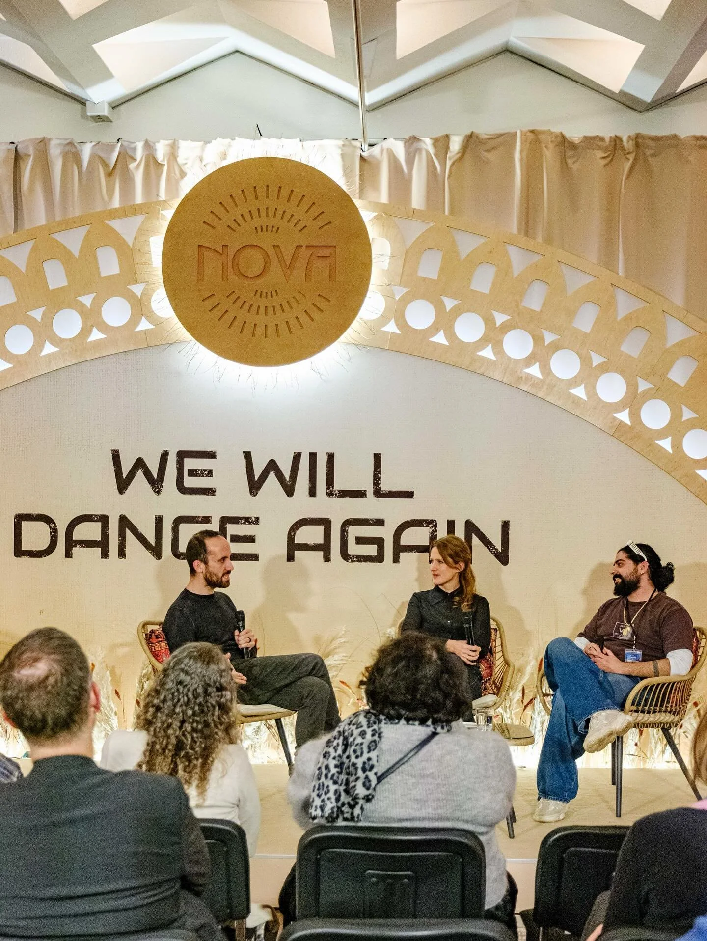 The Nova Exhibition - Berlin hosted a deeply moving conversation titled &ldquo;Reflection, Healing, and Connection: The Fractured Human Heart.&rdquo;
The evening brought together Igor Levit, one of the world&rsquo;s leading pianists, and Ron Dray, a 