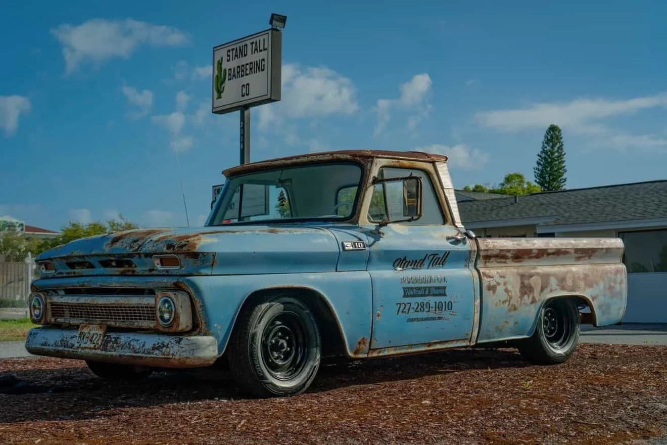Feel good, Look Good. 
Standtallbarbering.com
727-289-1010

Thank you @tmgmediallc for this beautiful shot. 
You&rsquo;re the man.

#stpetefl #ilovestpete #clearwaterflorida #tampabaybarber #menshaircutstpetersburg