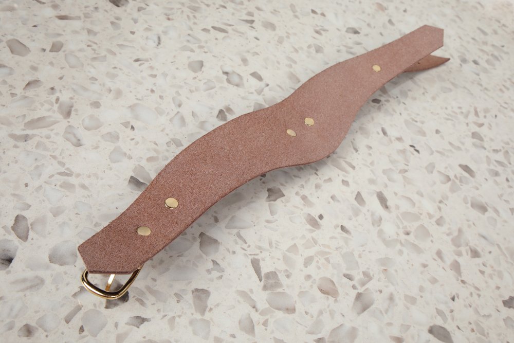 Lapis-layer-collar-brown-leather_rear_1J3A6921-copy.jpg