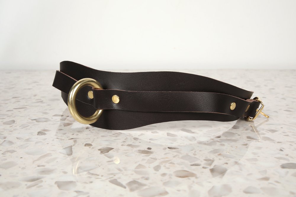 Lapis-layer-collar-brown-leather_1J3A6913.jpg