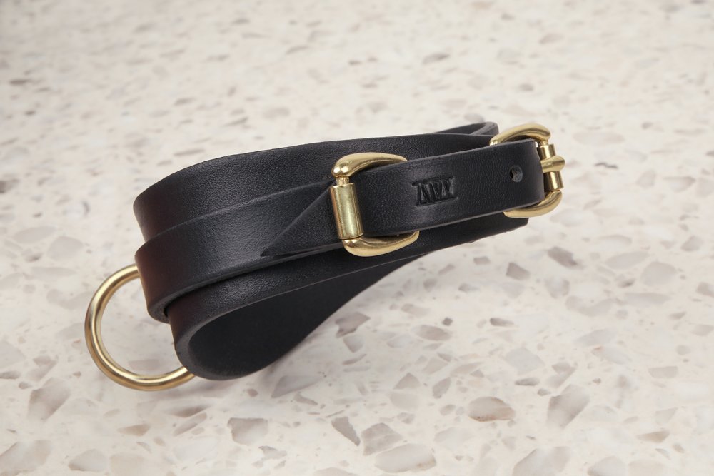 Lapis-layer-collar_black_1J3A6584.jpg
