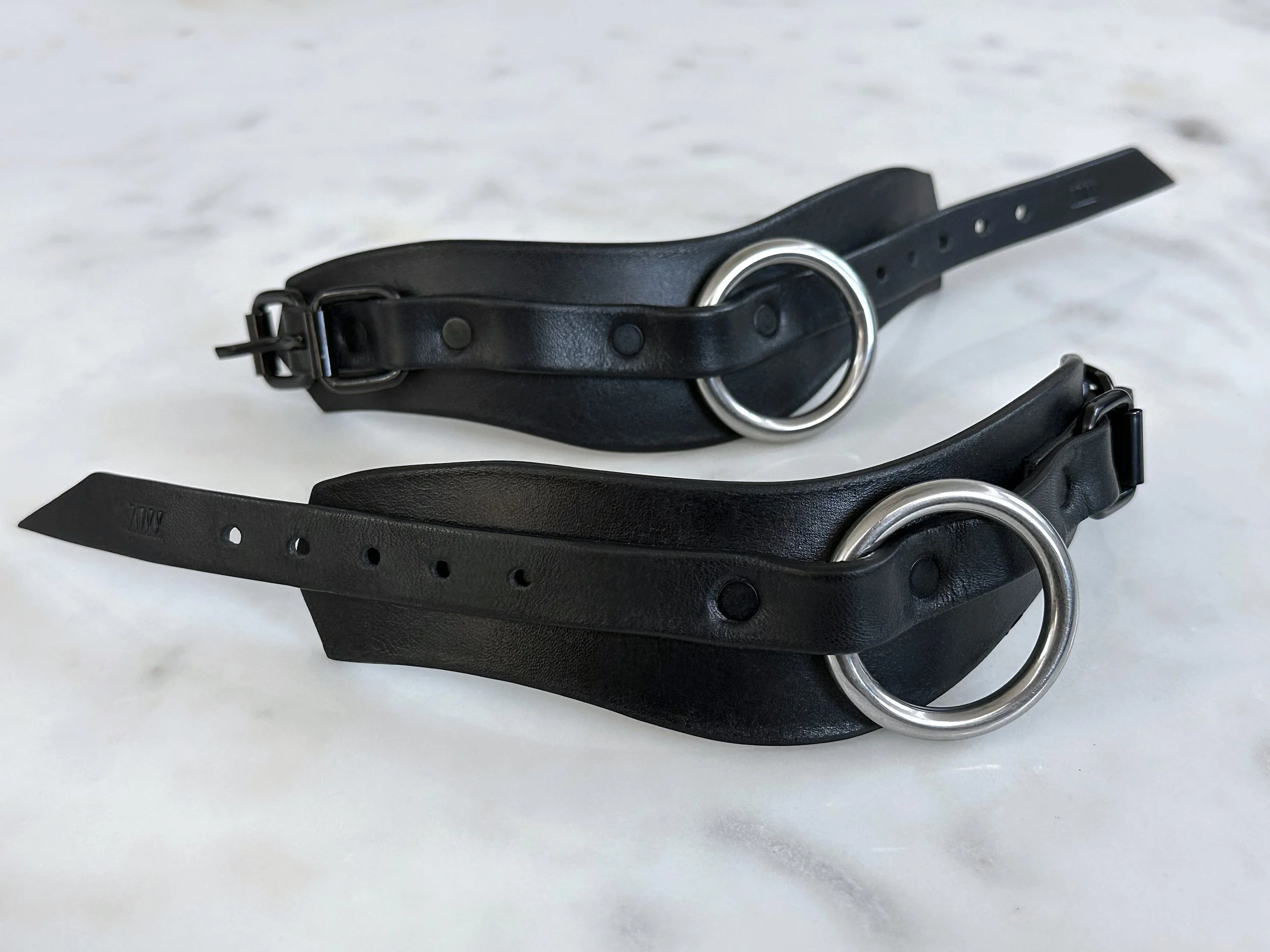 Atticus Ivy Haika cuff in black leather with stainless steel_front.jpg