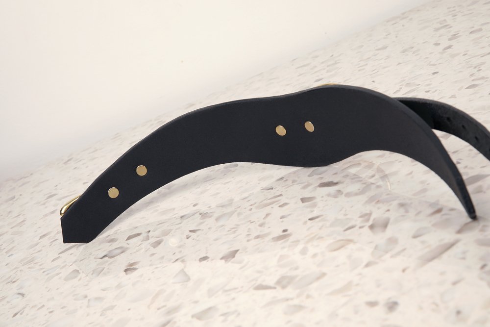 Lapis-layer-collar_black-brass_product-photo_back_1J3A6603.jpg