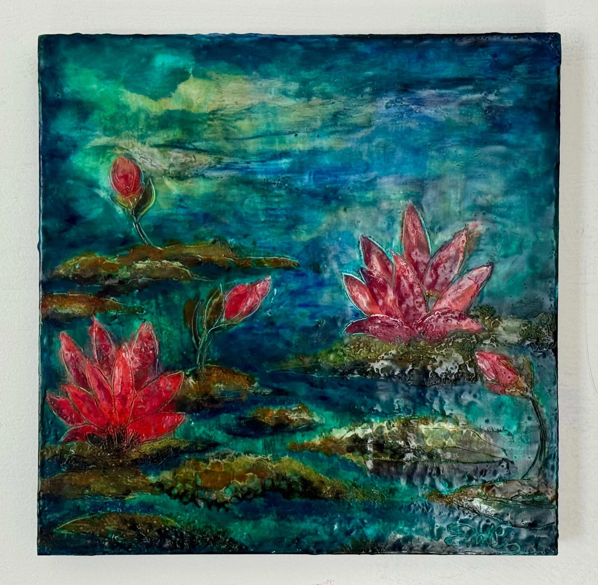 𝗦𝗢𝗠𝗘 𝗔𝗥𝗧 𝗗𝗘𝗦𝗘𝗥𝗩𝗘𝗦 𝗠𝗢𝗥𝗘 𝗧𝗛𝗔𝗡 𝗔 𝗤𝗨𝗜𝗖𝗞 𝗟𝗢𝗢𝗞.

New Blooms, Lotus Garden by Emily Scott.

Created with encaustic wax on wood panel, this original, signed painting brings together nature, texture, and the depth that makes o