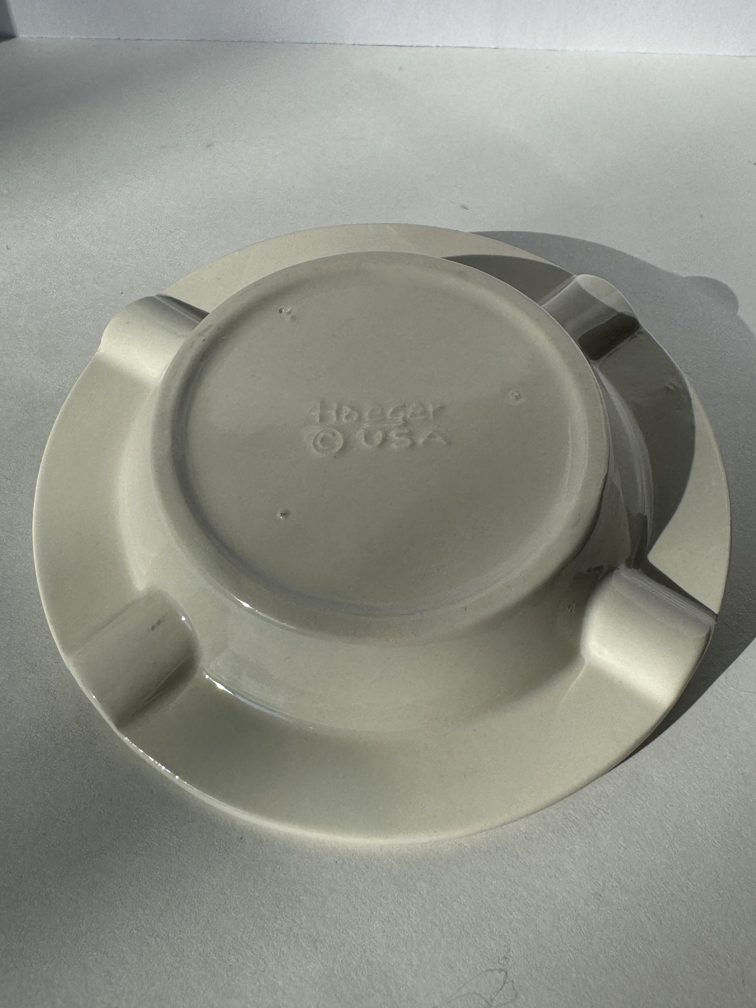 Haeger Budwiser Ashtray 2.jpg