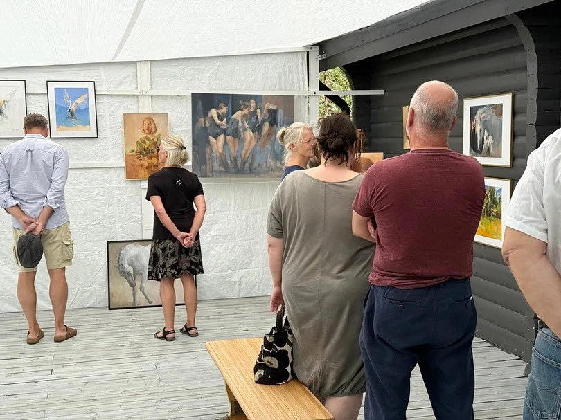 Konstrunda. Open studio at the summer cottage. Thank you for visiting and spending time with us. We hope to see you again next year! 🫶

#artexhibition #artfestival #openstudio #artshow #oilpaintings #konst #konstutst&auml;llning #konstrunda #konstn&