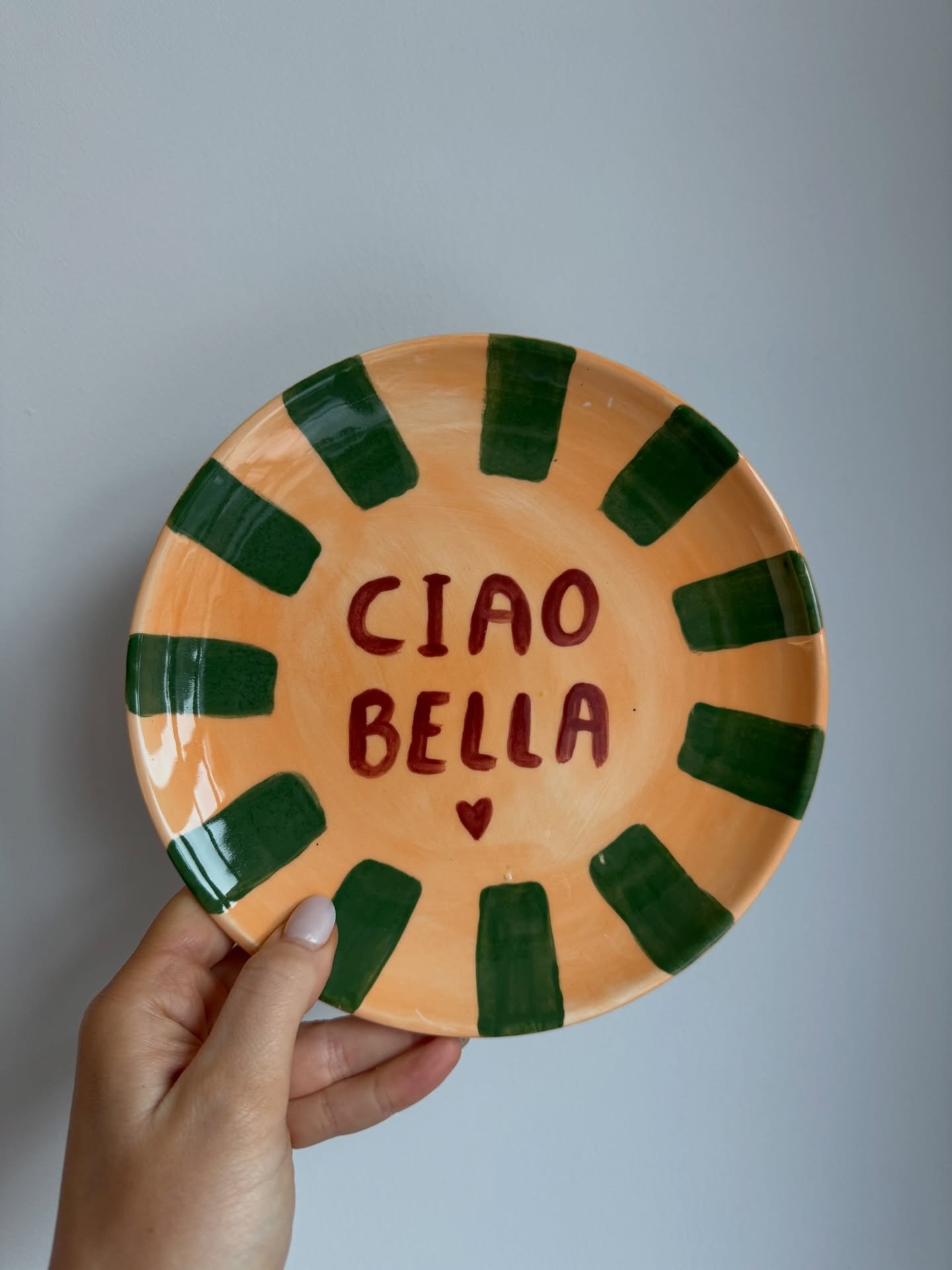 we&rsquo;re here for the plate DUMP 🎀💘🩷