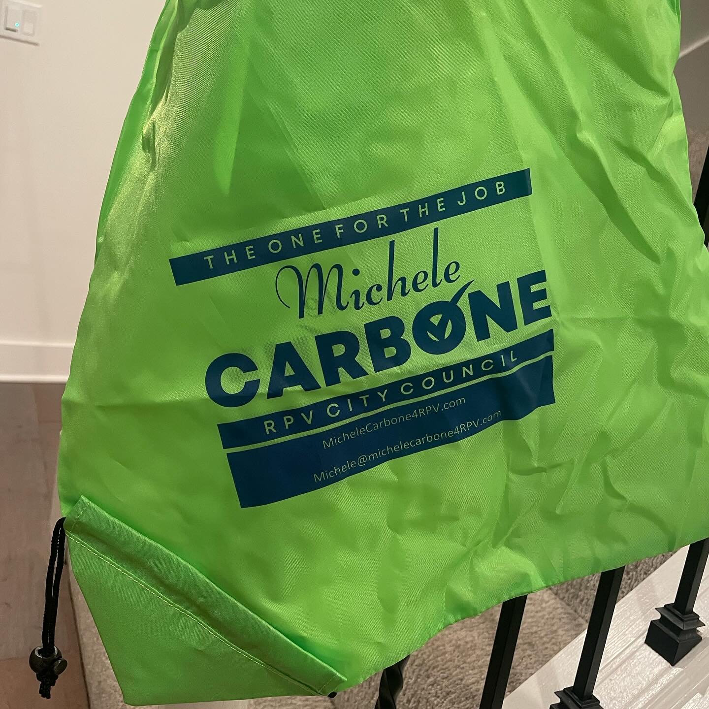 We 💚LOVE💚 our green bags and have been giving them to the community at supermarkets! High quality and versatile... just like Michele! We hope you agree!

Visit: https://www.michelecarbone4rpv.com
And be sure to VOTE in this election. 

🇺🇸Your vot