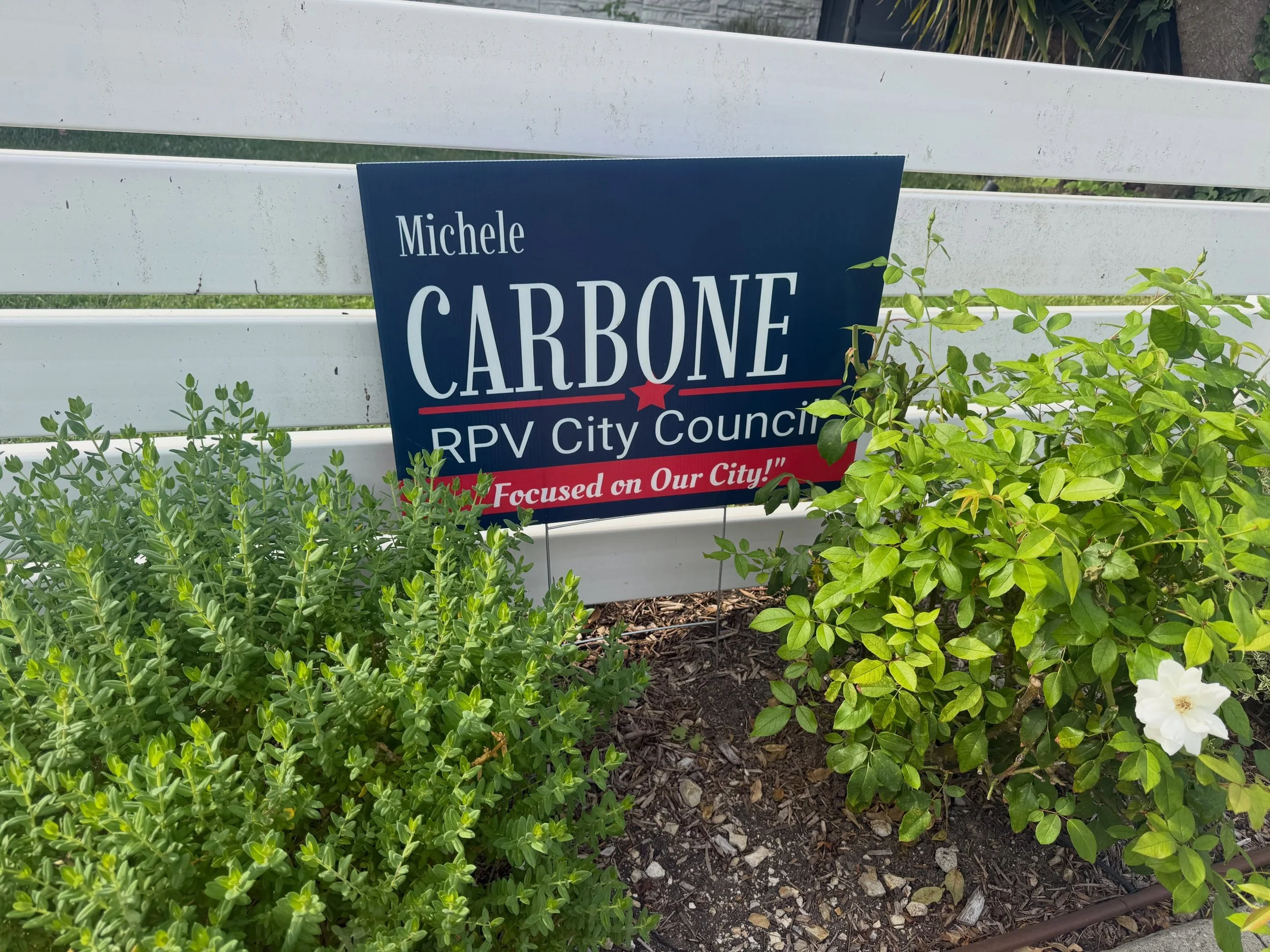 I am so grateful for all the neighbors who support my campaign by putting a yard sign in front of their house!

If you would like one, please let me know and I will deliver it to you! Thank you.