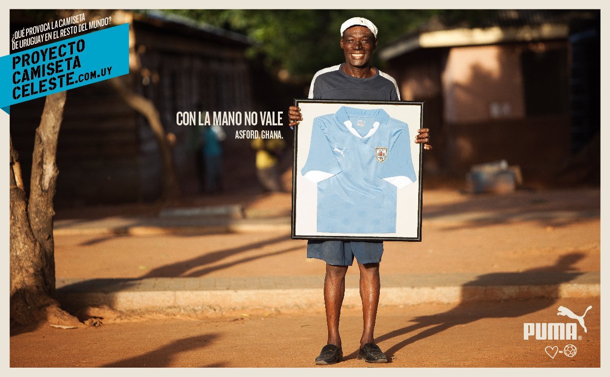 camiseta celeste grafica1.jpg