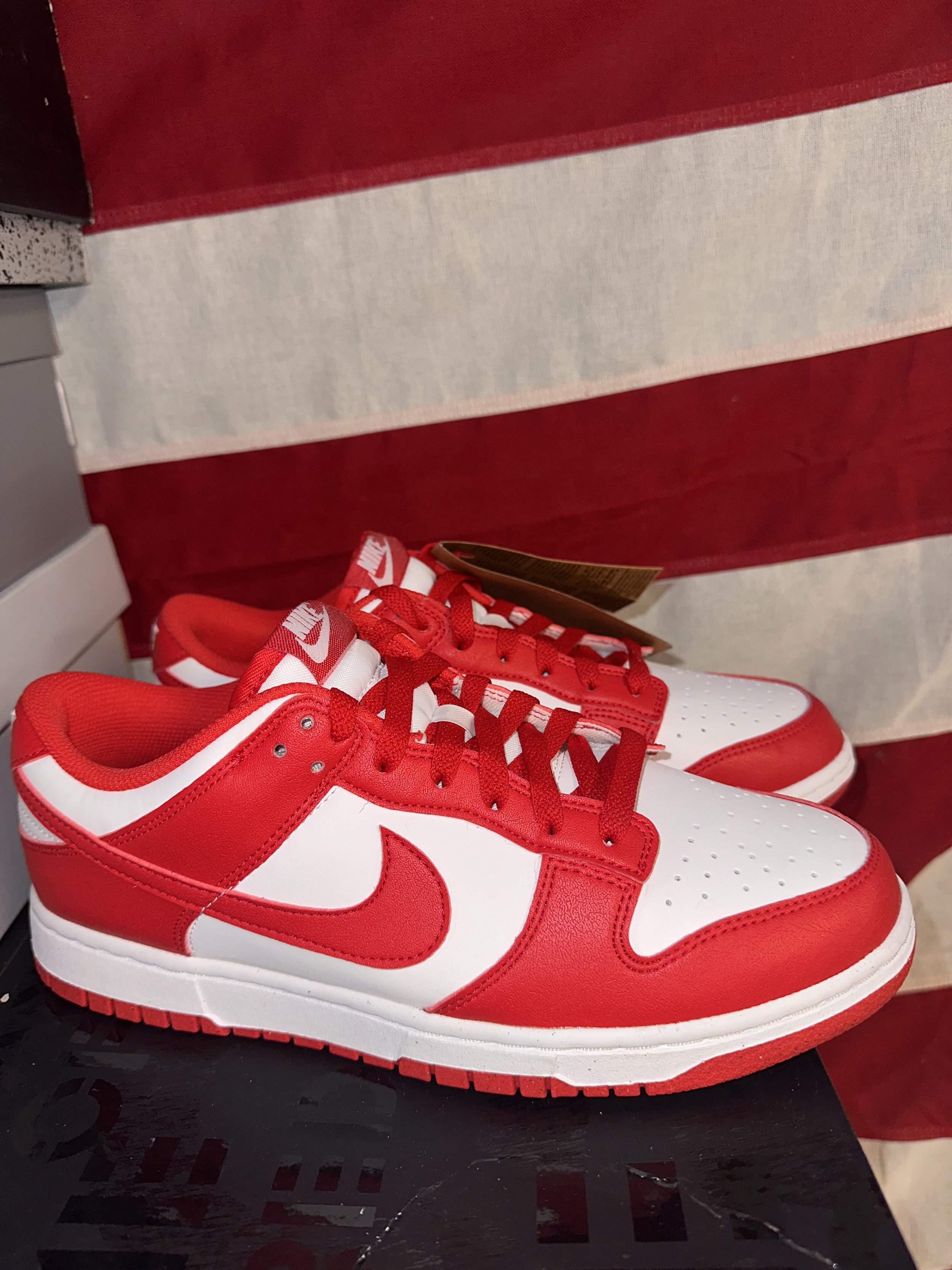 Dunks - 10W/8.5M New
