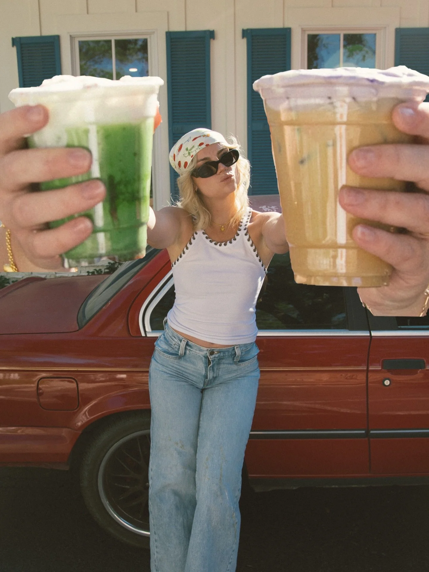 FEBRUARY SPECIALS SUNDAY 02/01

STRAWBERRY POP TART MATCHA 
house made strawberry pure + crust syrup, matcha and topped with cold foam (make it a latte if ya want ) 

KING CAKE LATTE 
house made king cake syrup + cream cheese whip 

And we have a car