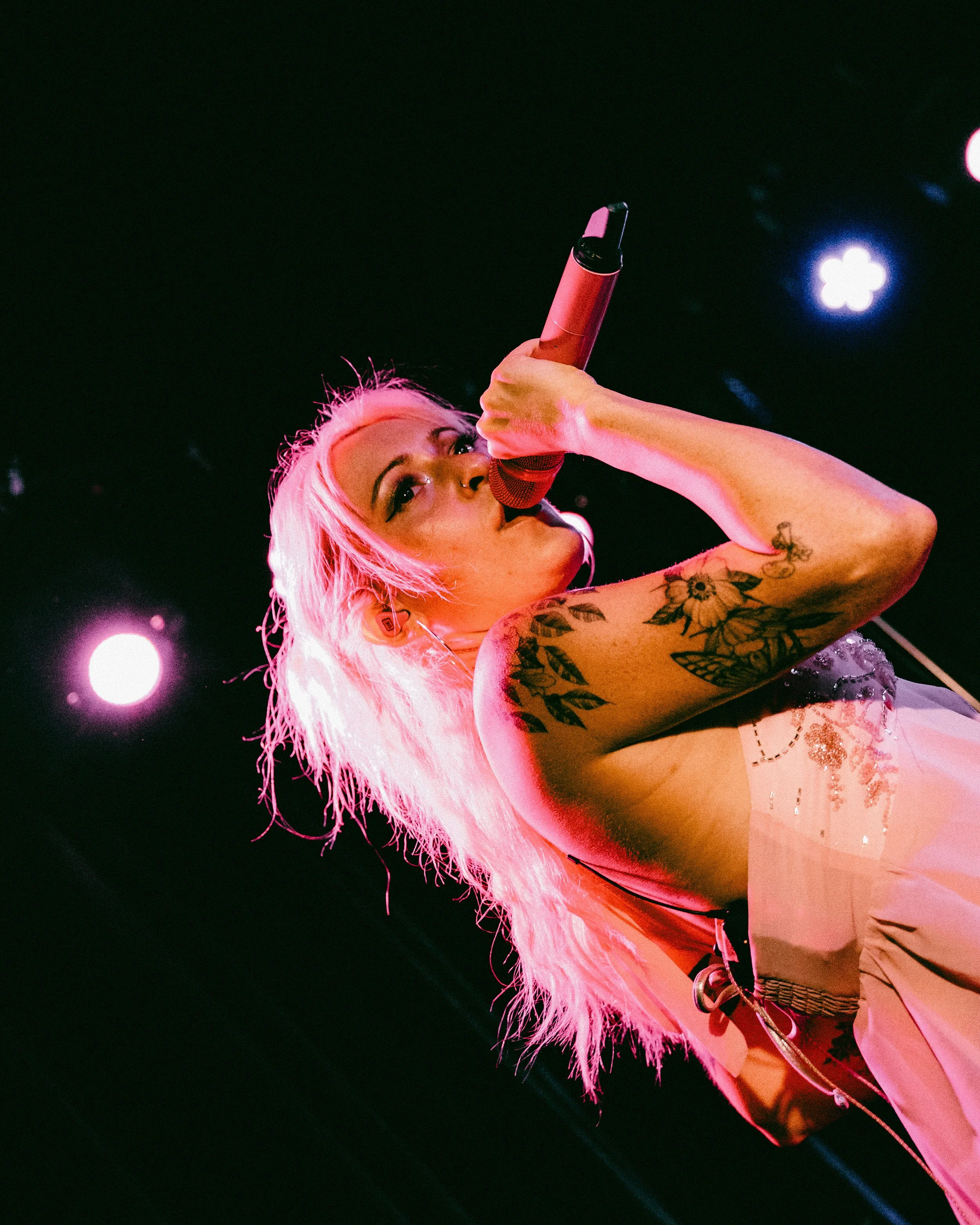 1. Scene Queen-2.jpg