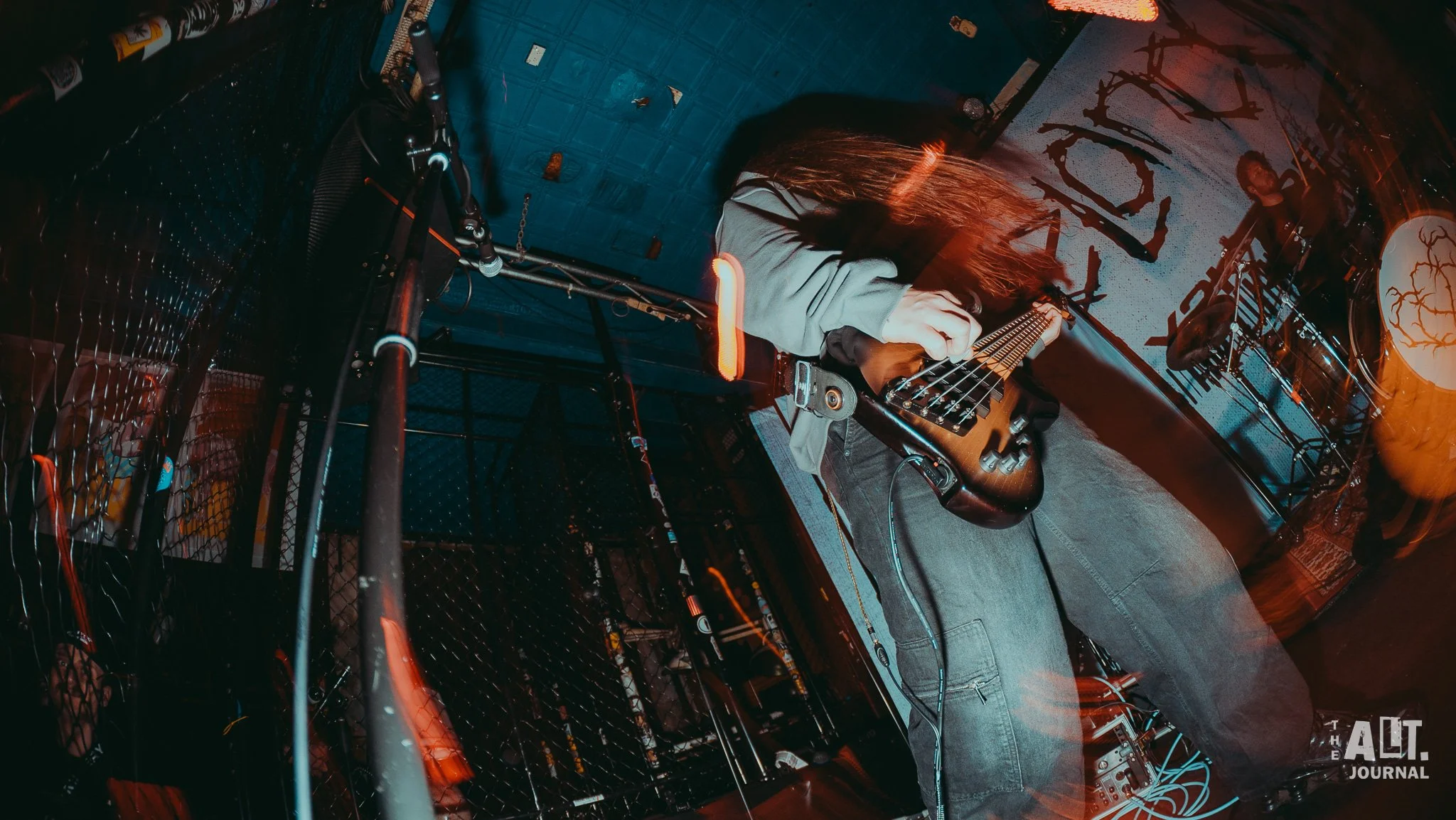 3. Outsider-02.jpg