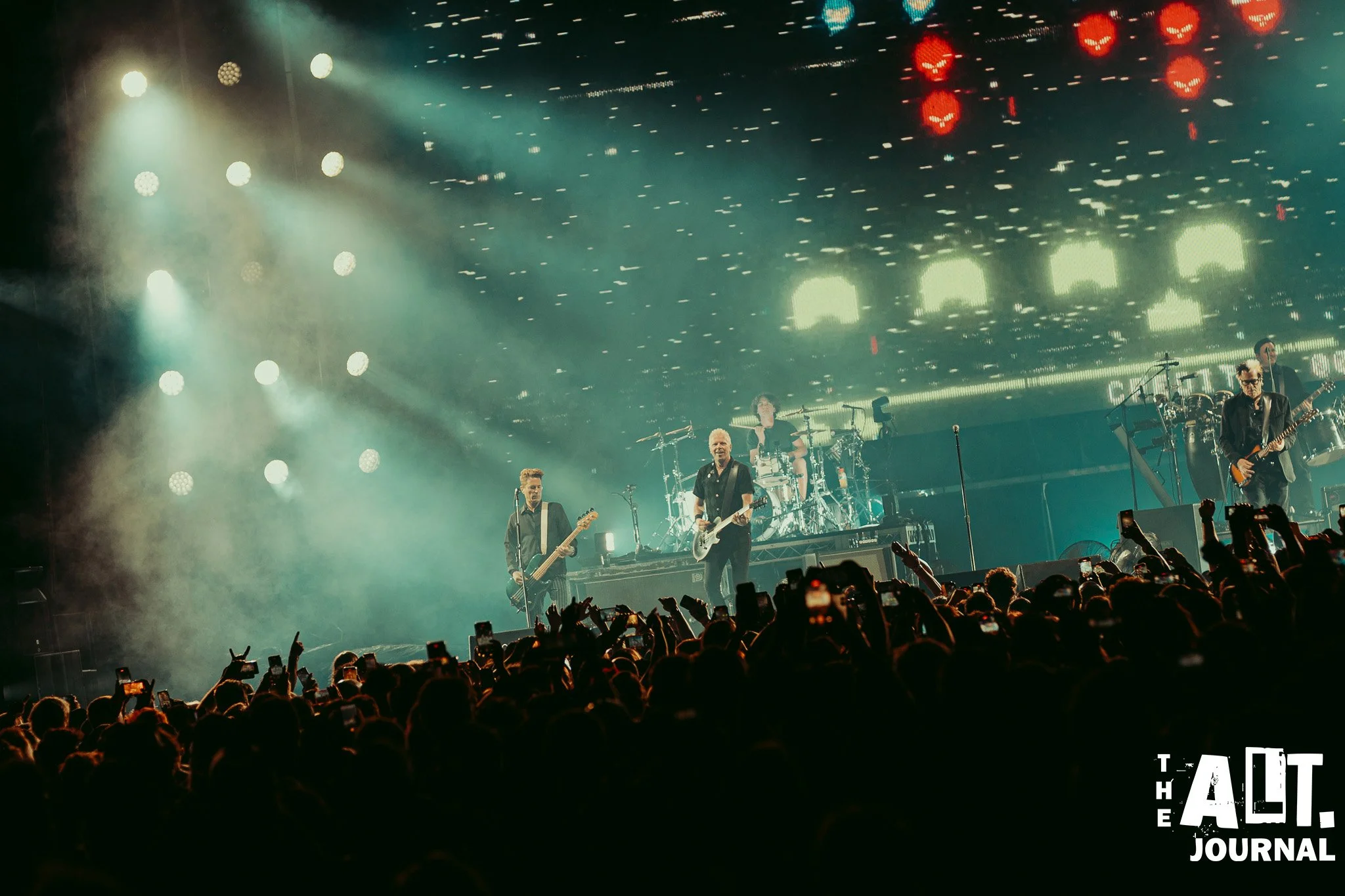 2. THE OFFSPRING-ANDREWBROMLEY-3.jpg