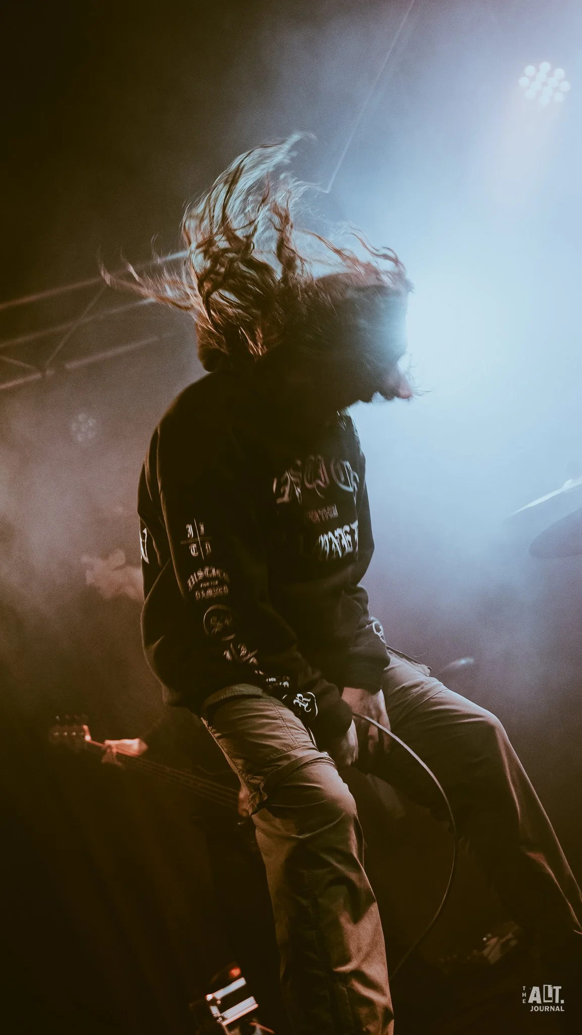 2. Outsider-06.jpg