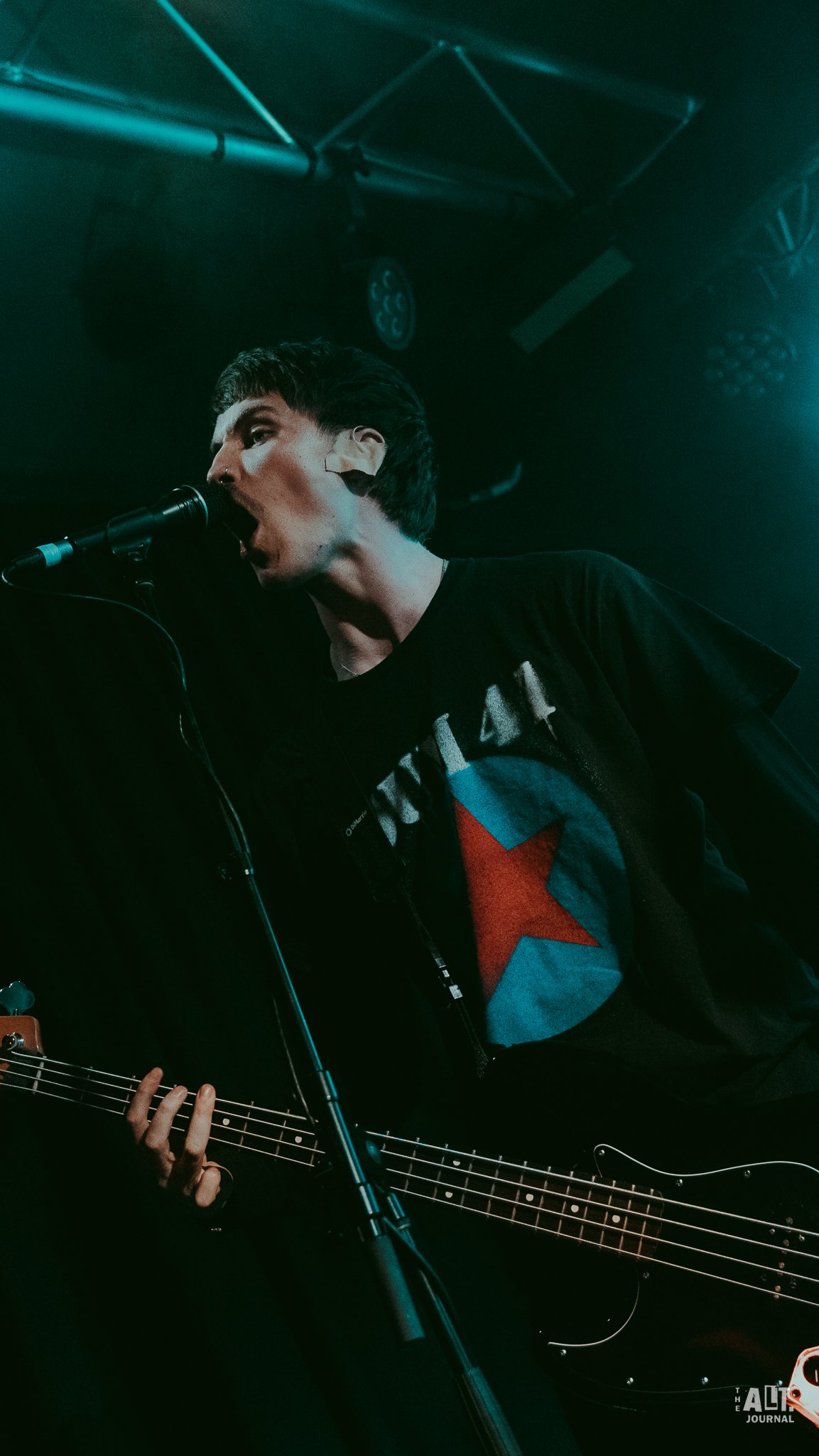 2. Outsider-09.jpg