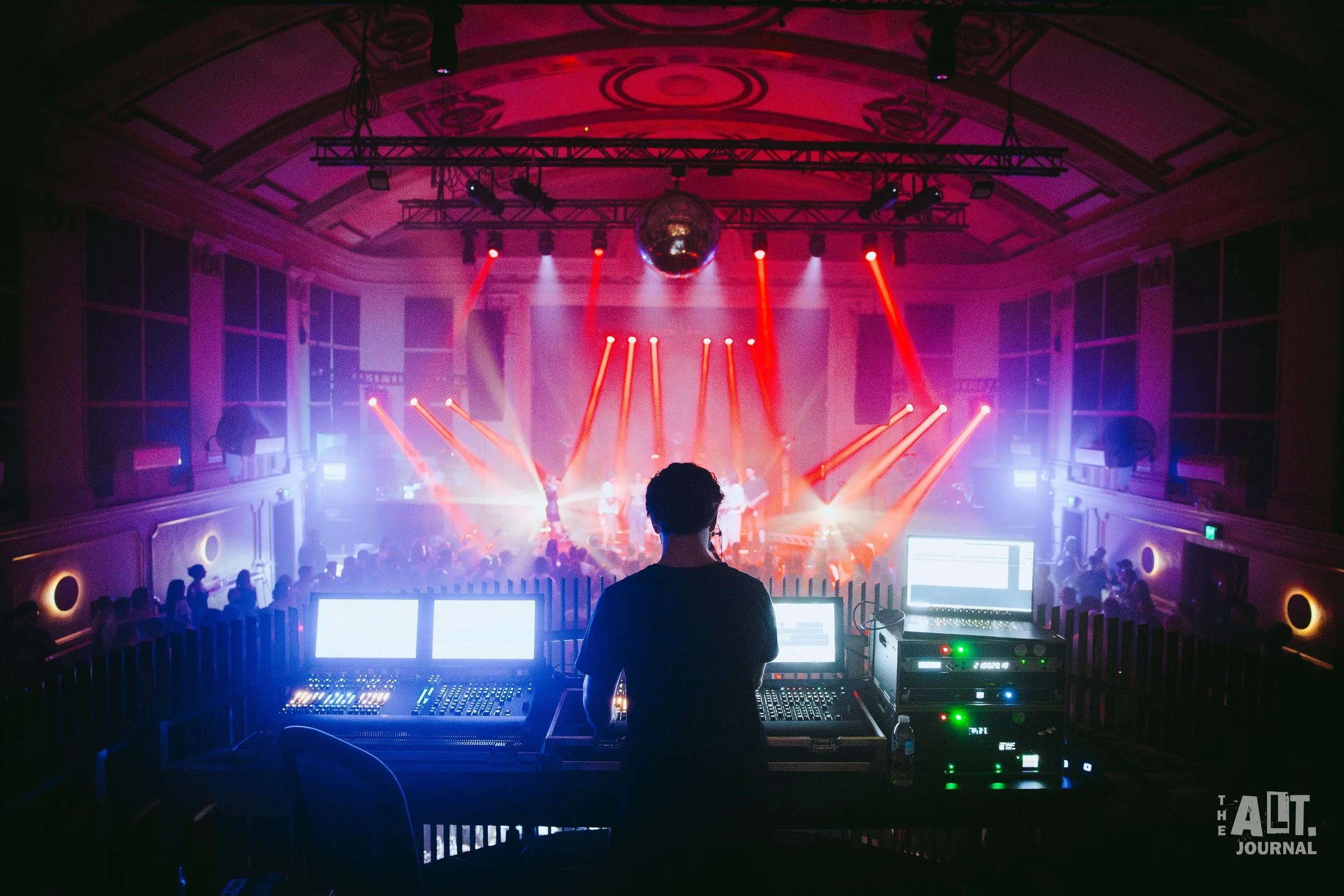 The Jungle Giants + Sycco @Northcote Theatre 12-4-25-05.jpg